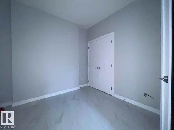 Beaumont, AB T4X 2X8,3302 SOLEIL BV