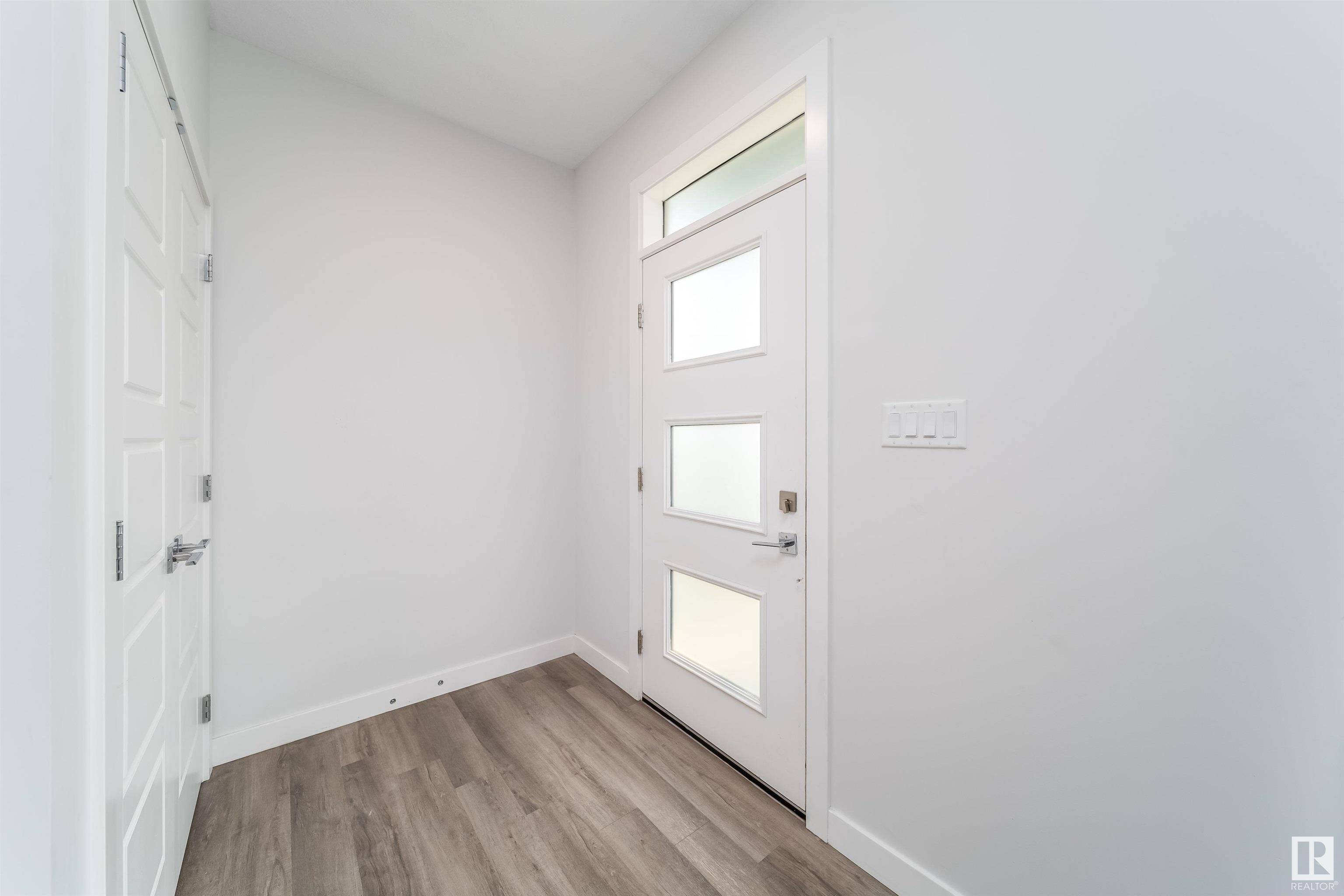 Edmonton, AB T6W 4V2,8034 KIRIAK LI SW