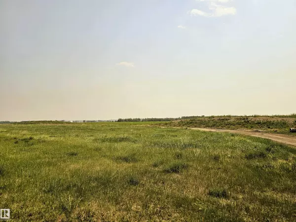 Edmonton, AB T6V 1H8,16003 Campbell Road NW NW