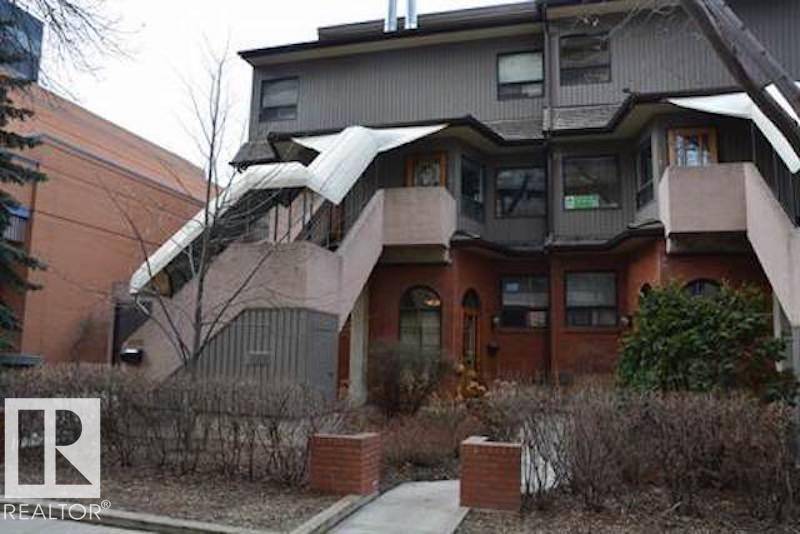 11176 83 AV NW, Edmonton, AB T6G 0V1