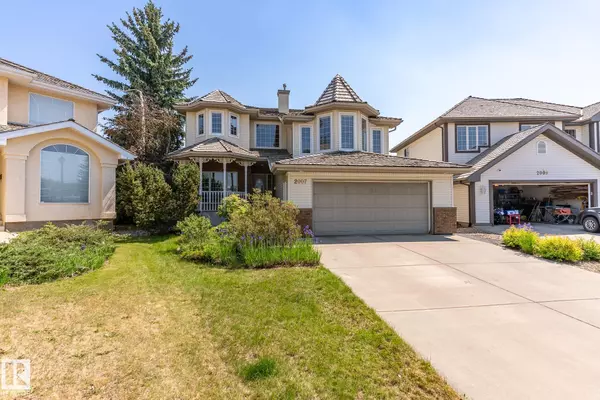 Edmonton, AB T6R 2P2,2007 Haddow Dr NW