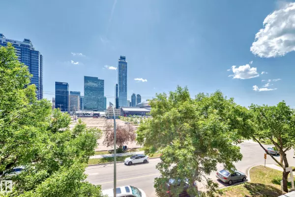 Edmonton, AB T5T 2T6,#316 10118 106 ave NW