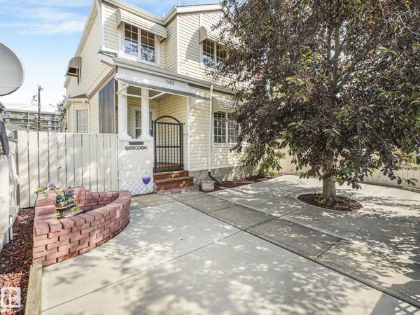 9404 102A AV NW, Edmonton, AB T5H 4L7