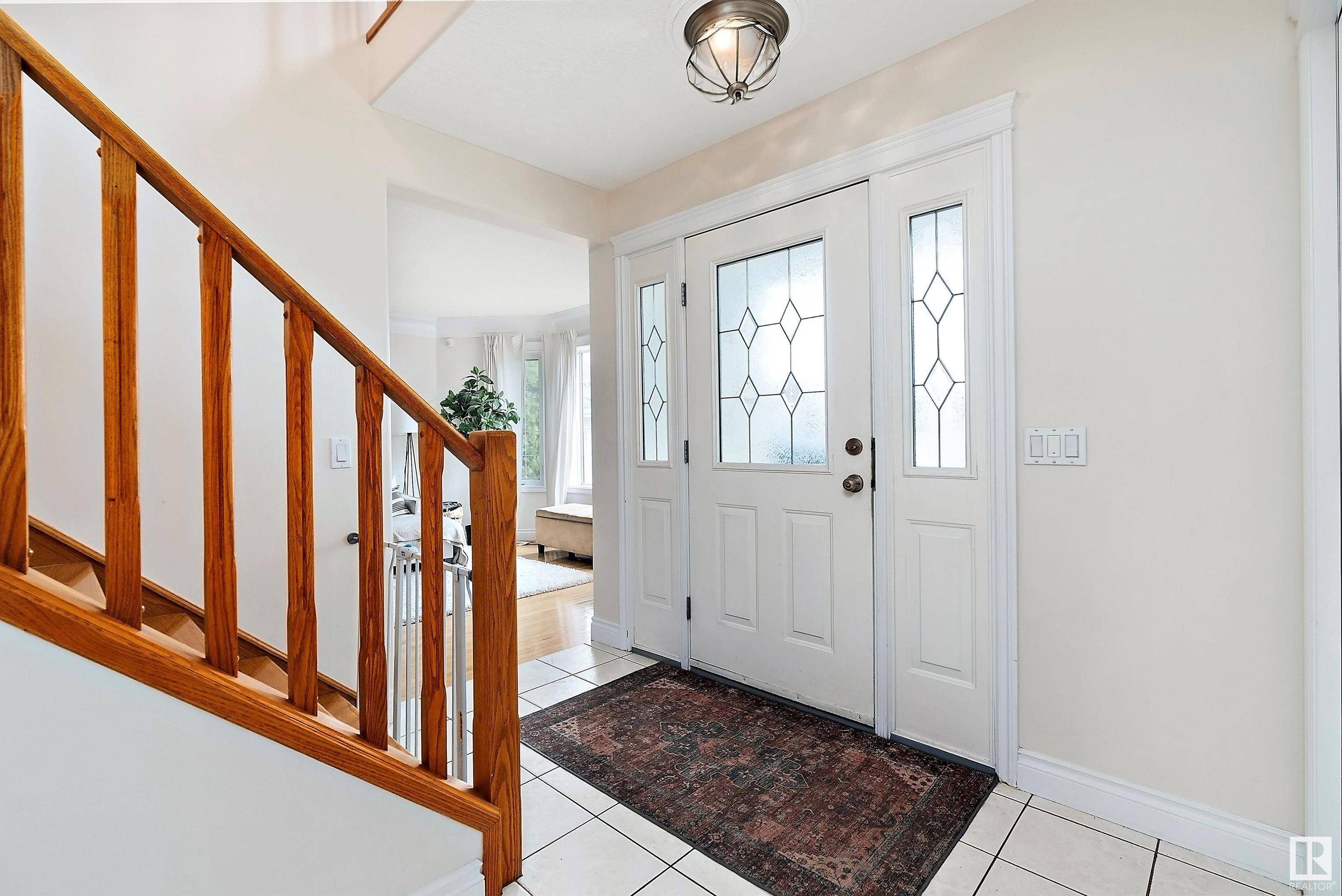 Edmonton, AB T5Z 3P9,7566 165A AV NW
