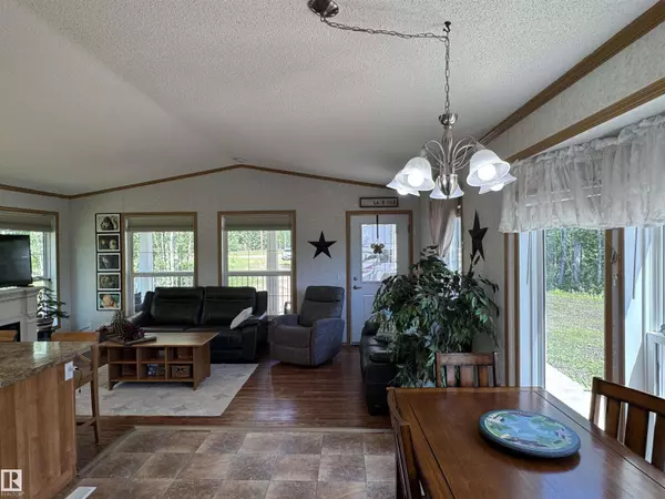 Rural Lac Ste. Anne County, AB T0E 0T0,421, 53414 RR 62