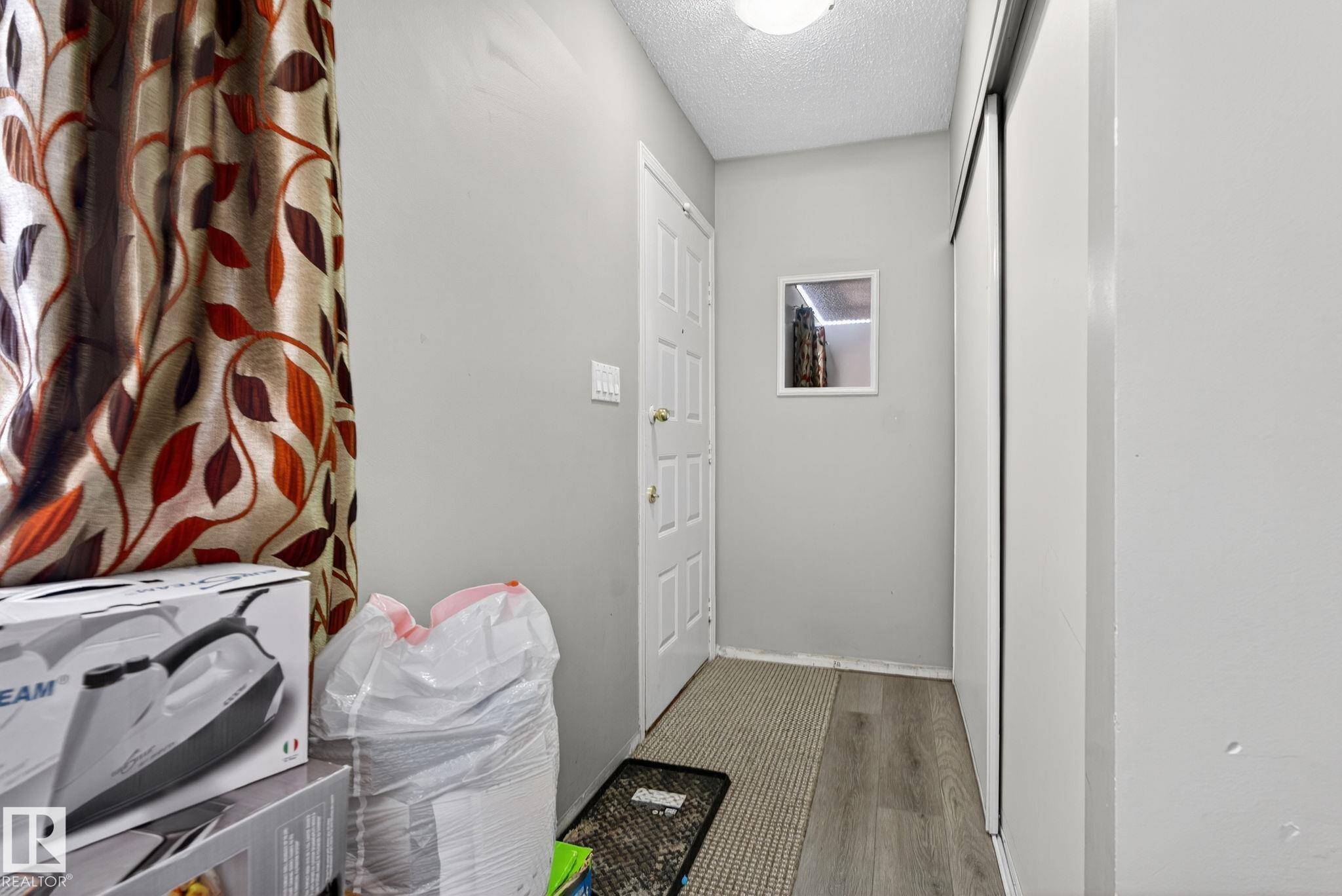 Edmonton, AB T6J 4J7,#206 10404 24 AV NW