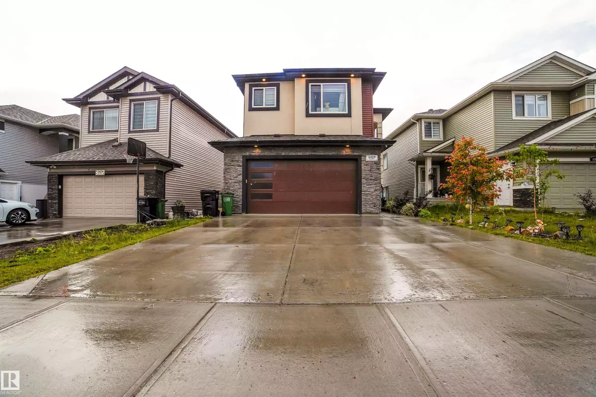 Edmonton, AB T6T 2M7,2420 13 AV NW