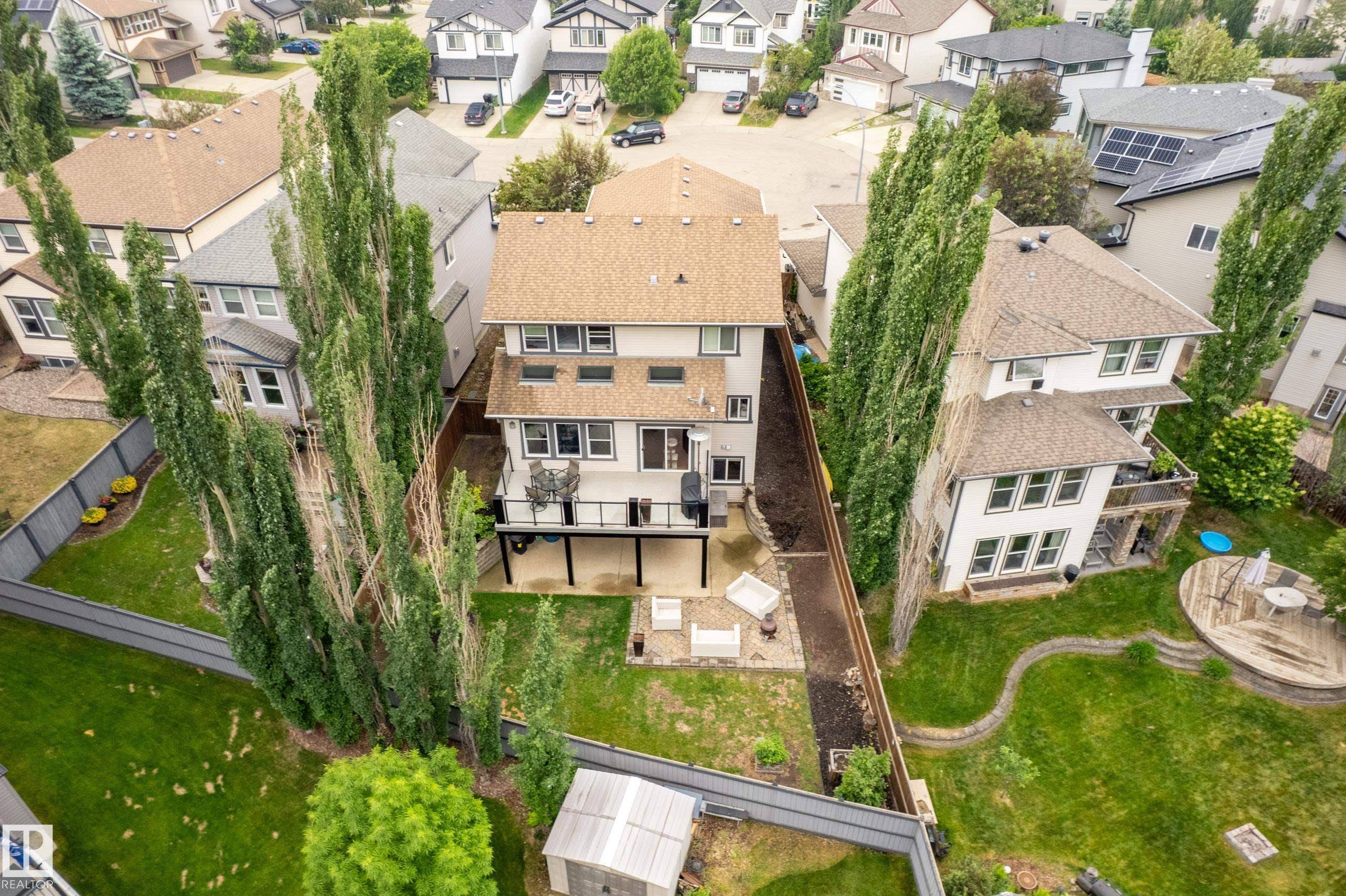9511 220 ST NW, Edmonton, AB T5T 1N2
