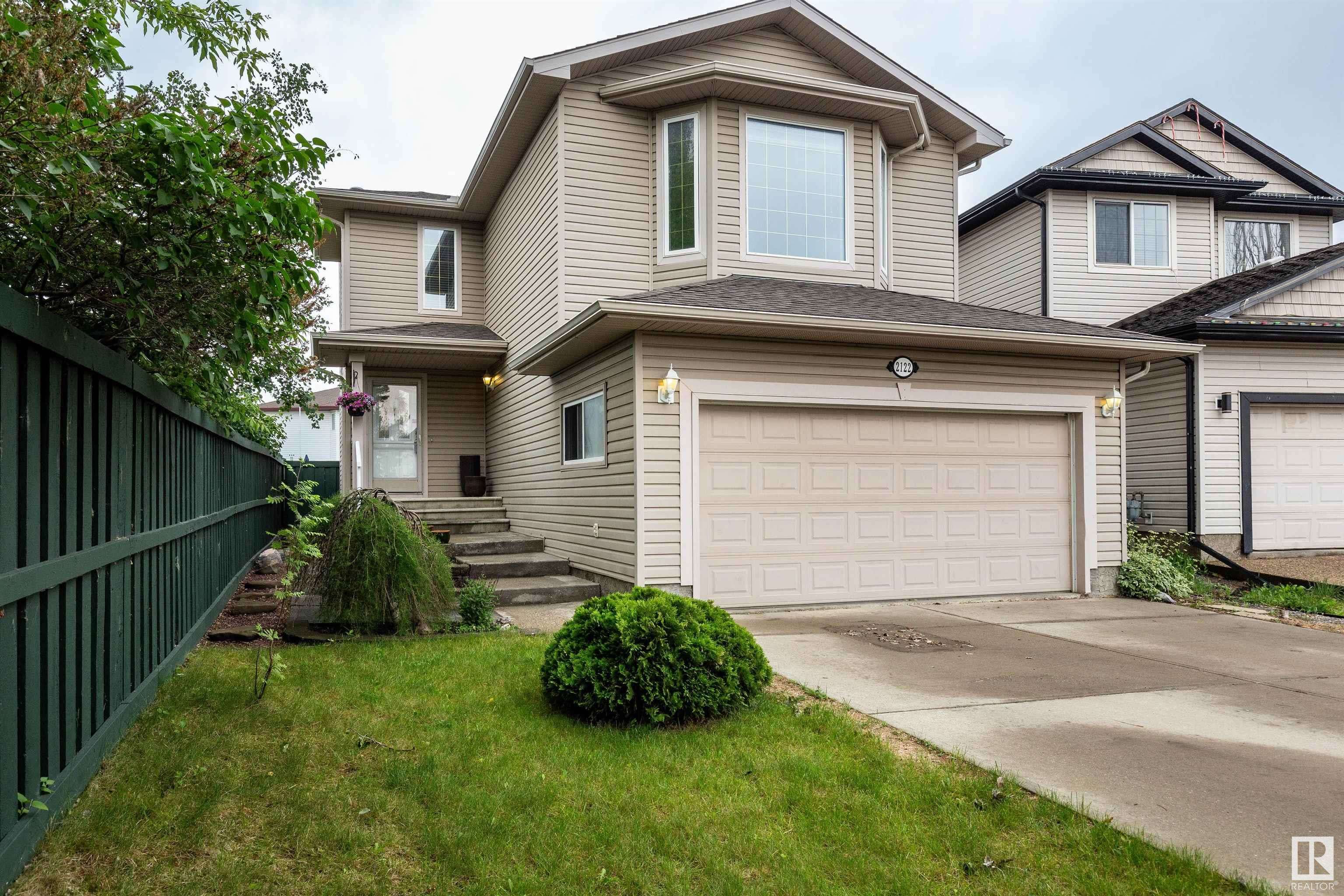 2122 GARNETT PL NW, Edmonton, AB T5T 6R5