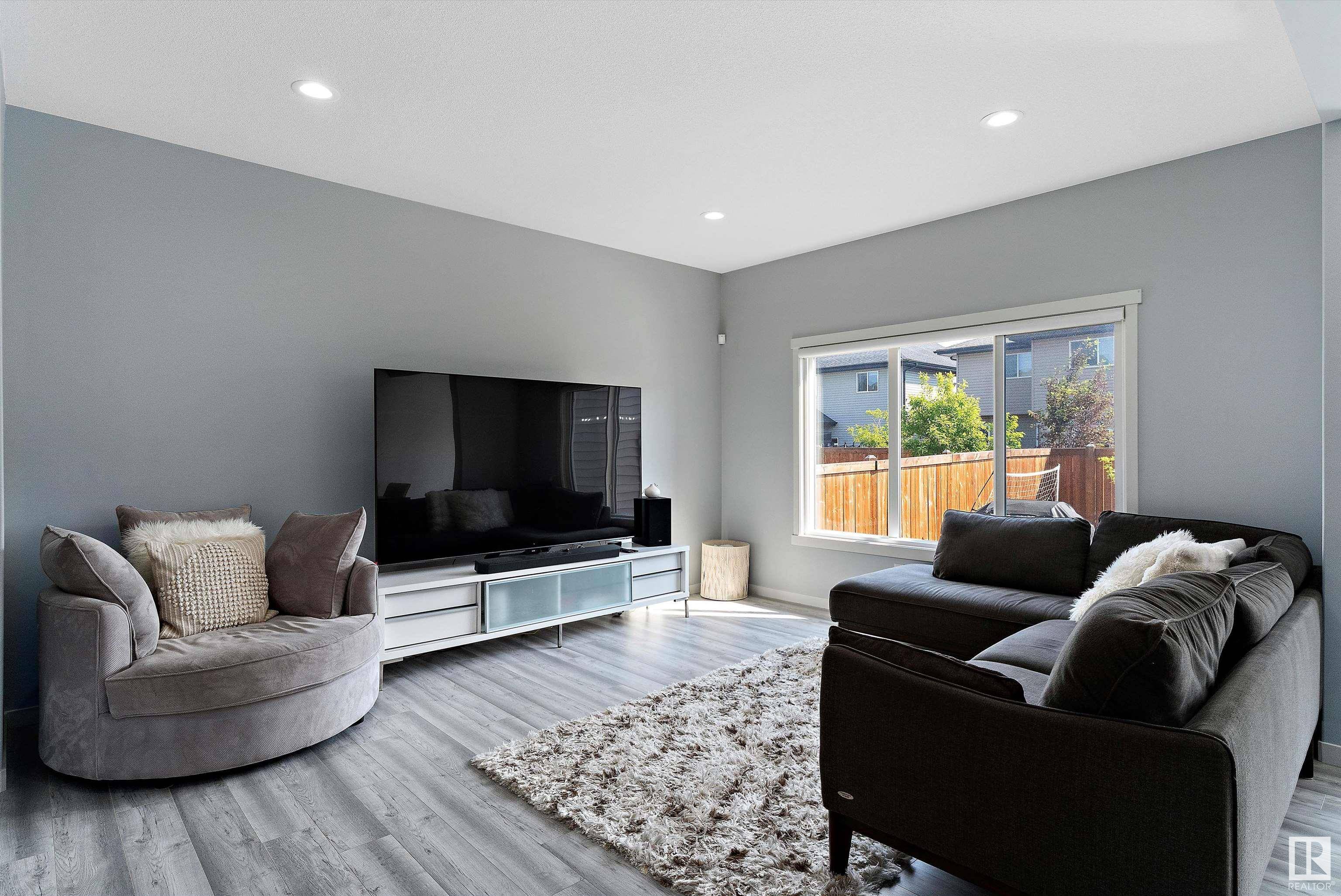 Edmonton, AB T5Z 0P3,17527 77 ST NW
