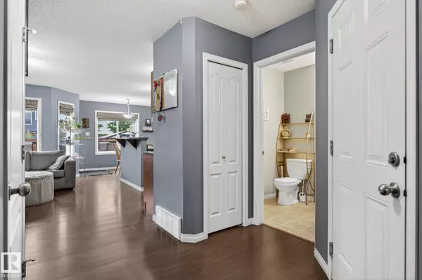 Fort Saskatchewan, AB T8L 0B7,26 CARAGANA WY