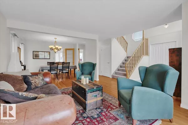 Edmonton, AB T5K 0W7,9615 101 ST NW NW