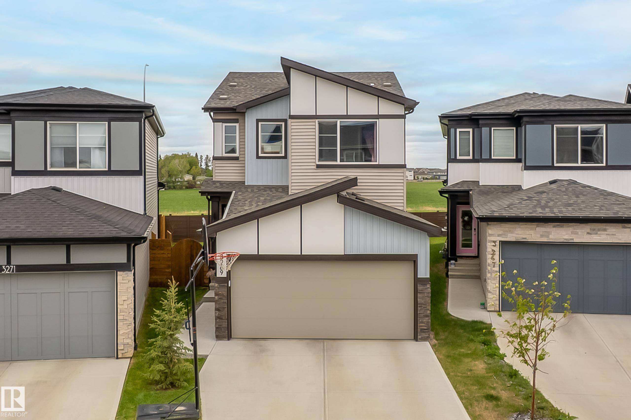 3269 KULAY WY SW, Edmonton, AB T6W 5B5