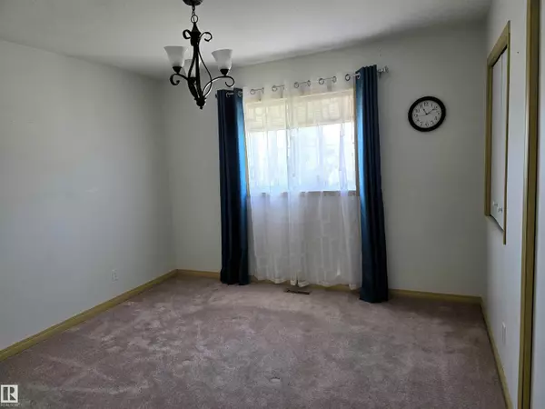 Fort Kent, AB T9N 1H0,5025 49 Street