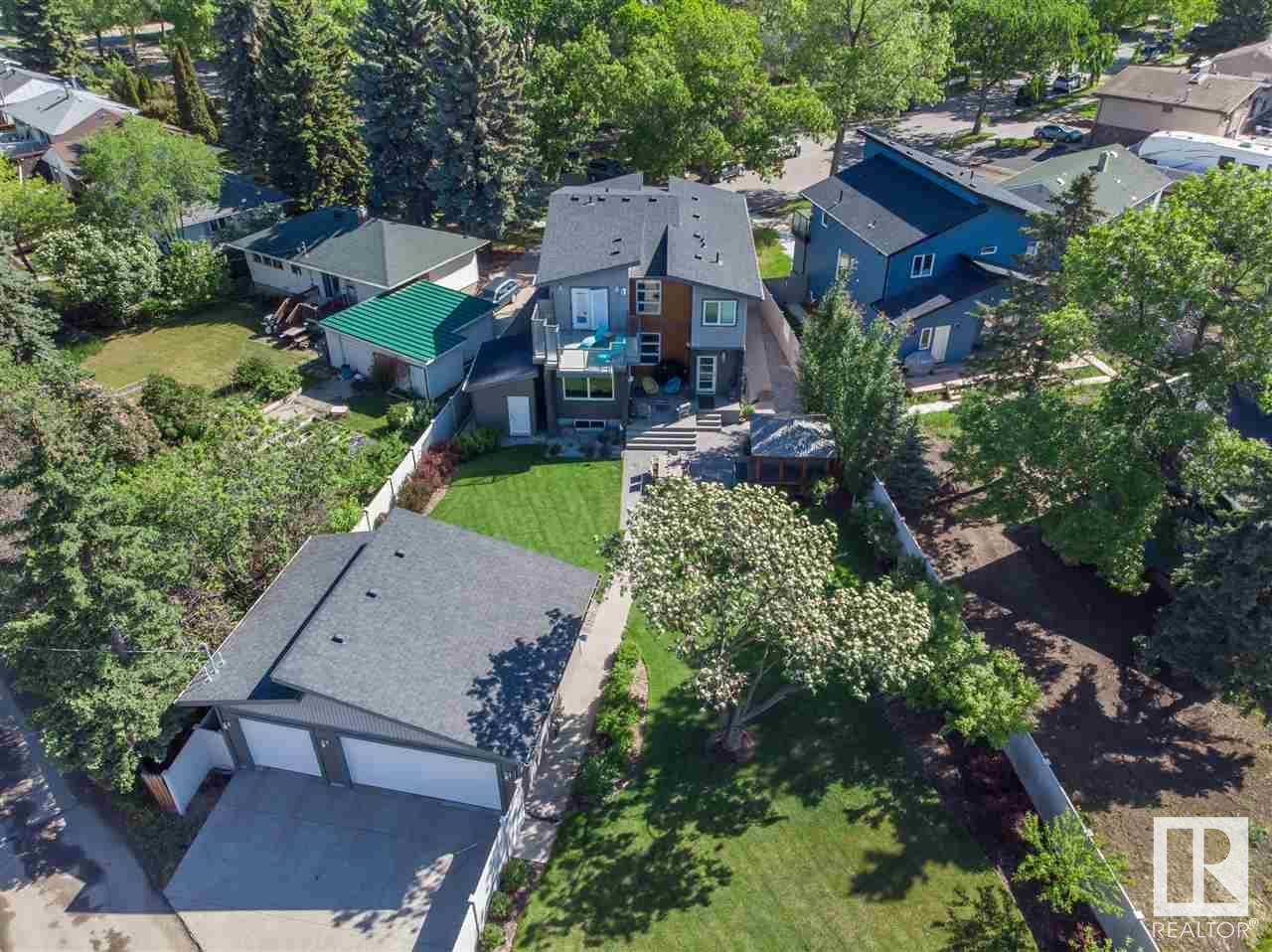 Edmonton, AB T6C 2Z4,9104 83 ST NW
