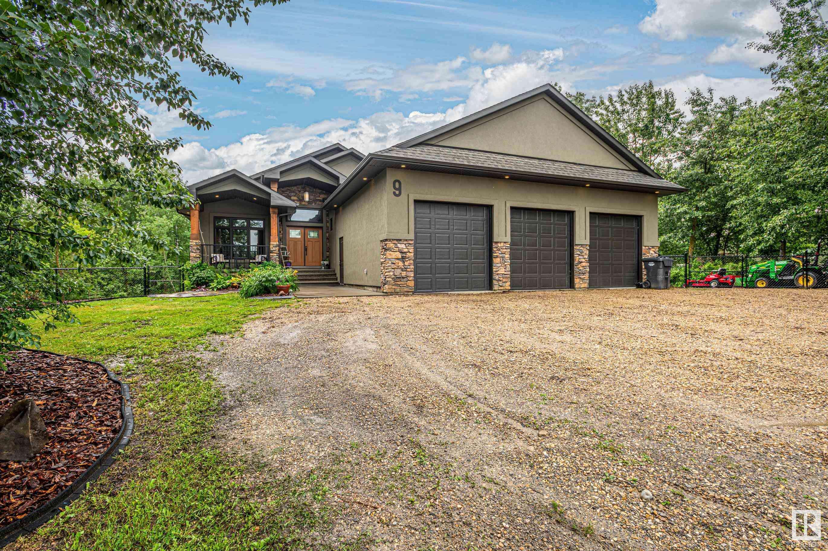 9 53305 RGE ROAD 273, Rural Parkland County, AB T7X 3N3