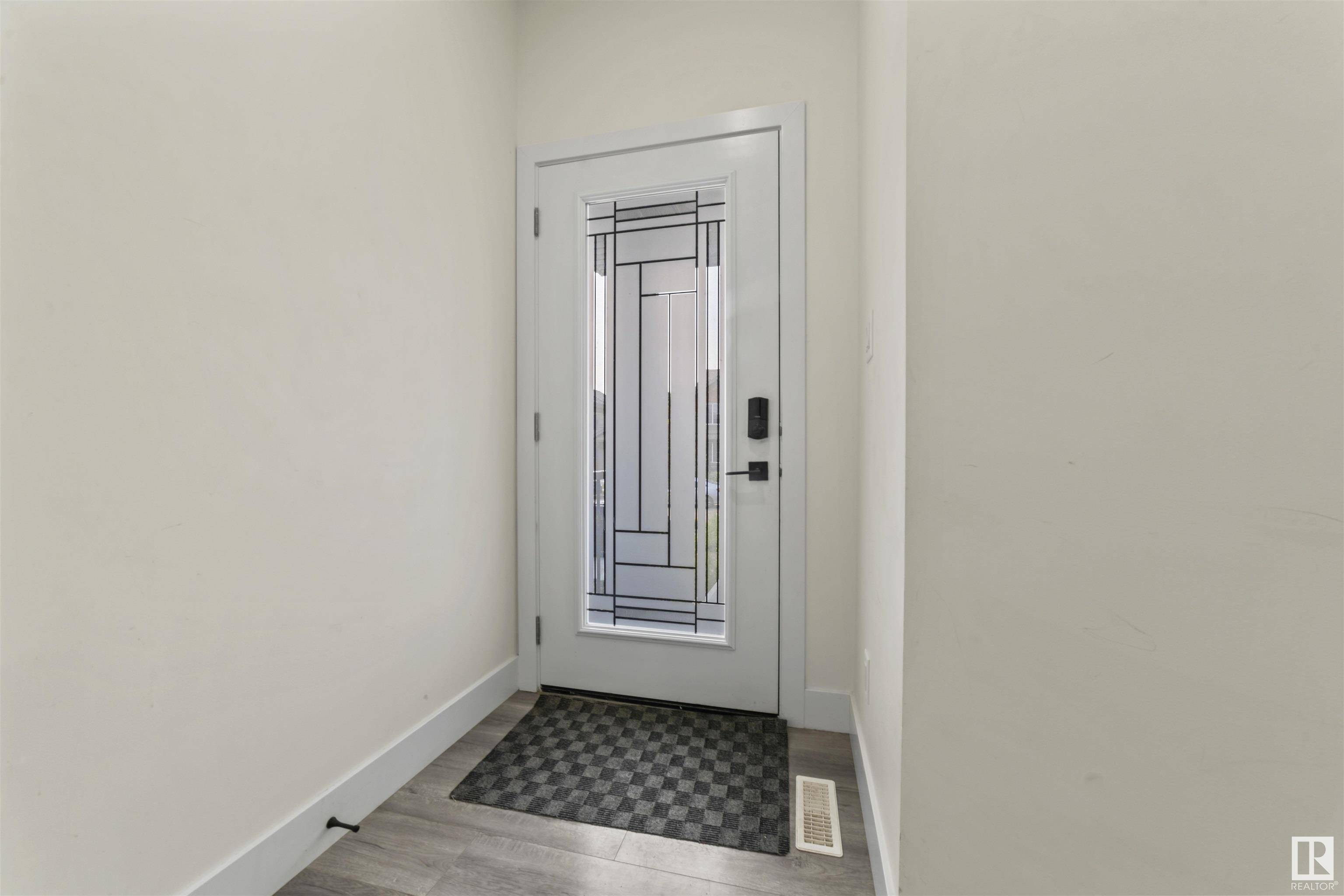 Edmonton, AB T6W 4K6,2096 GRAYDON HILL CR SW