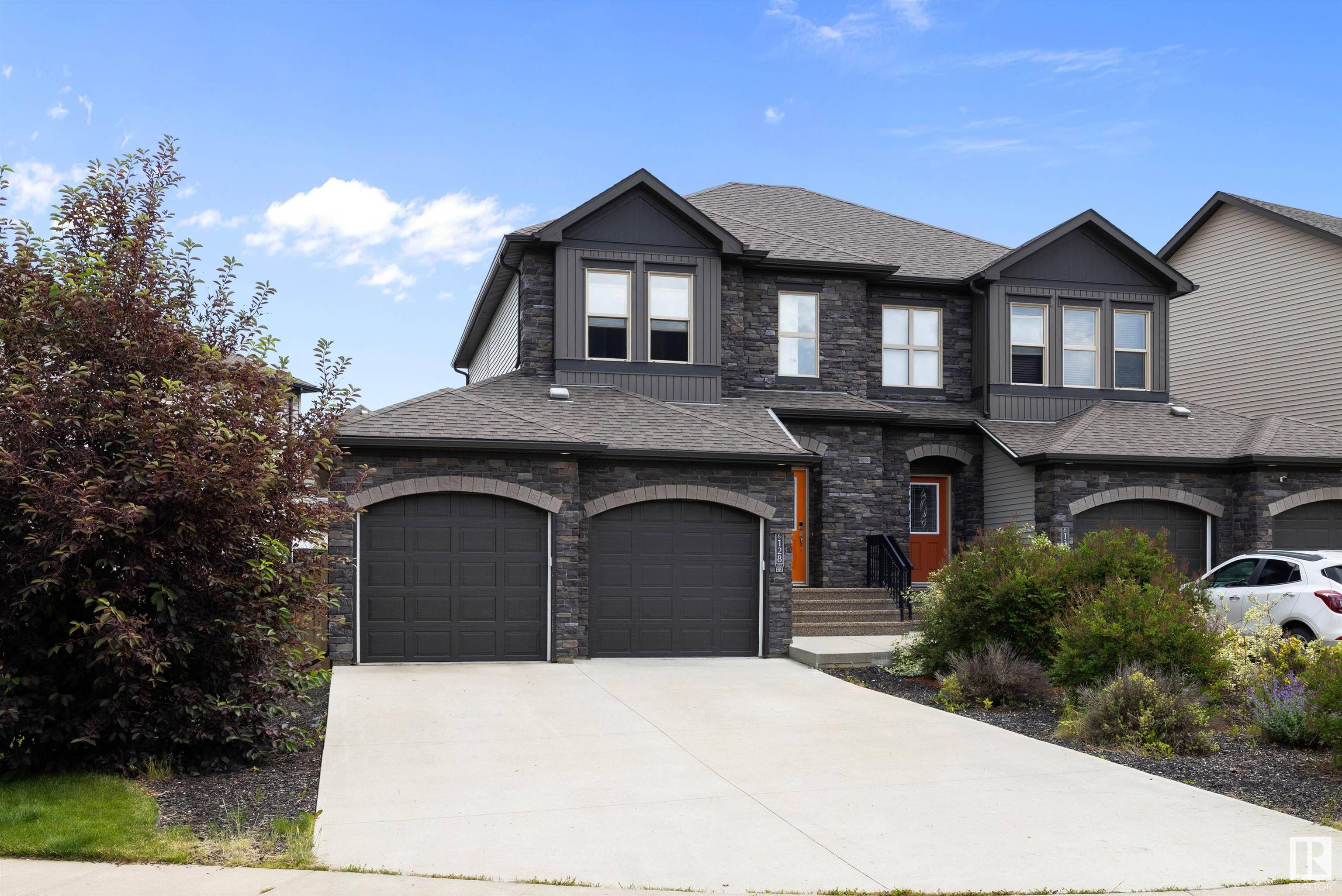 Spruce Grove, AB T7X 0M5,128 GILMORE WY