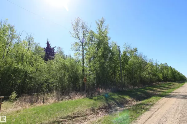 Rural Lac Ste. Anne County, AB T0E 0A0,515 54411 RGE RD 40