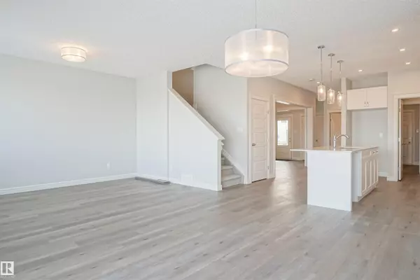 Spruce Grove, AB T7X 0Z3,185 CALEDON CR