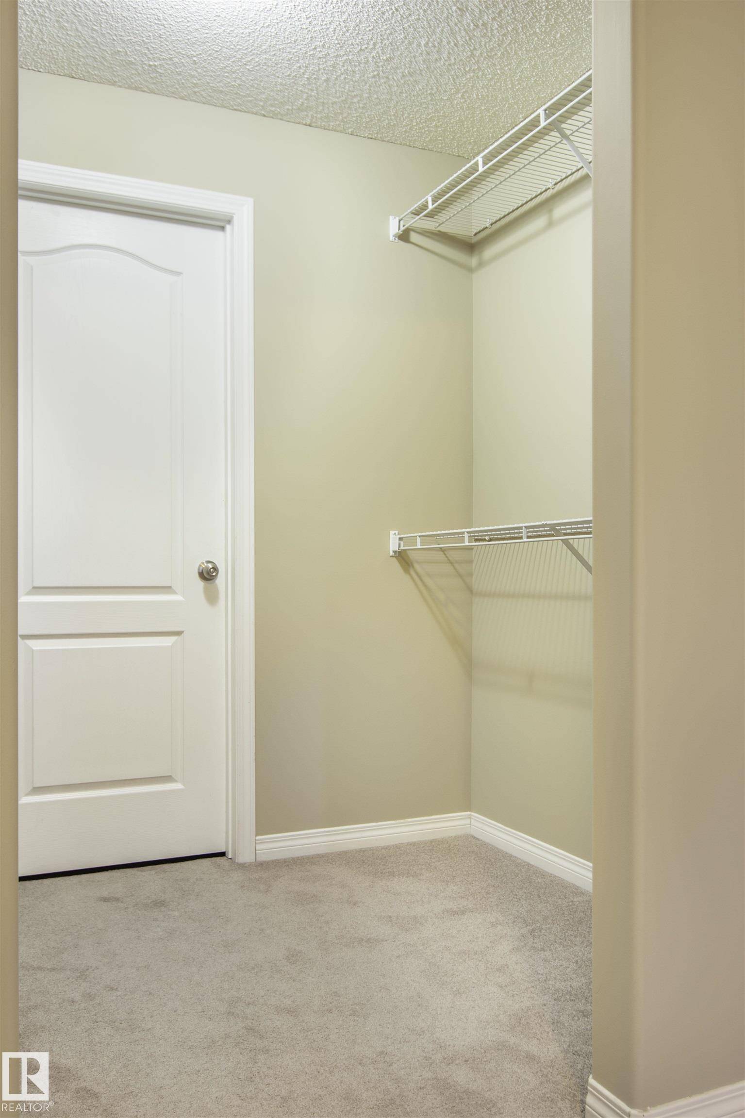 Edmonton, AB T6M 0A4,#223 5350 199 ST NW