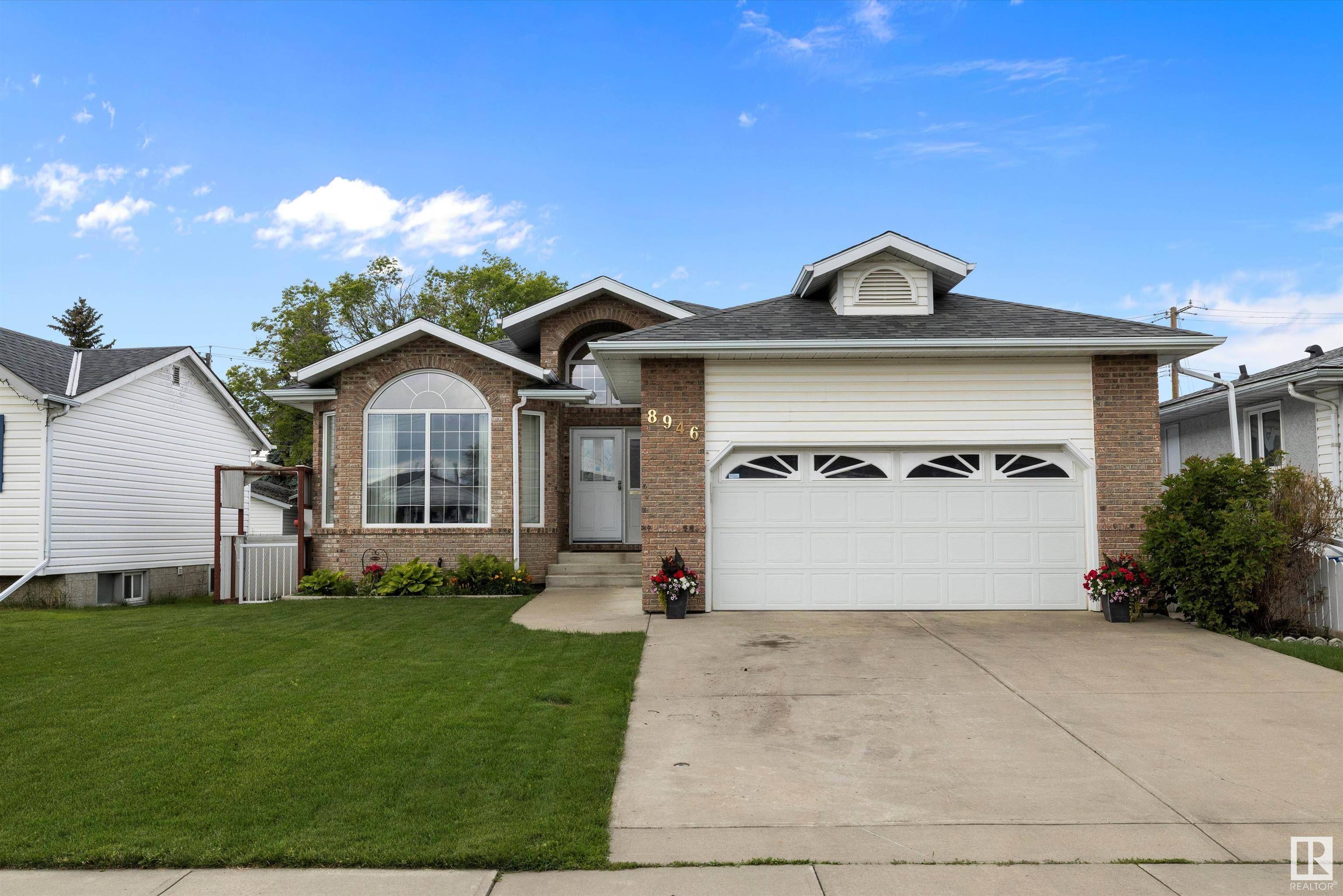 8946 154 ST NW, Edmonton, AB T5R 1S8