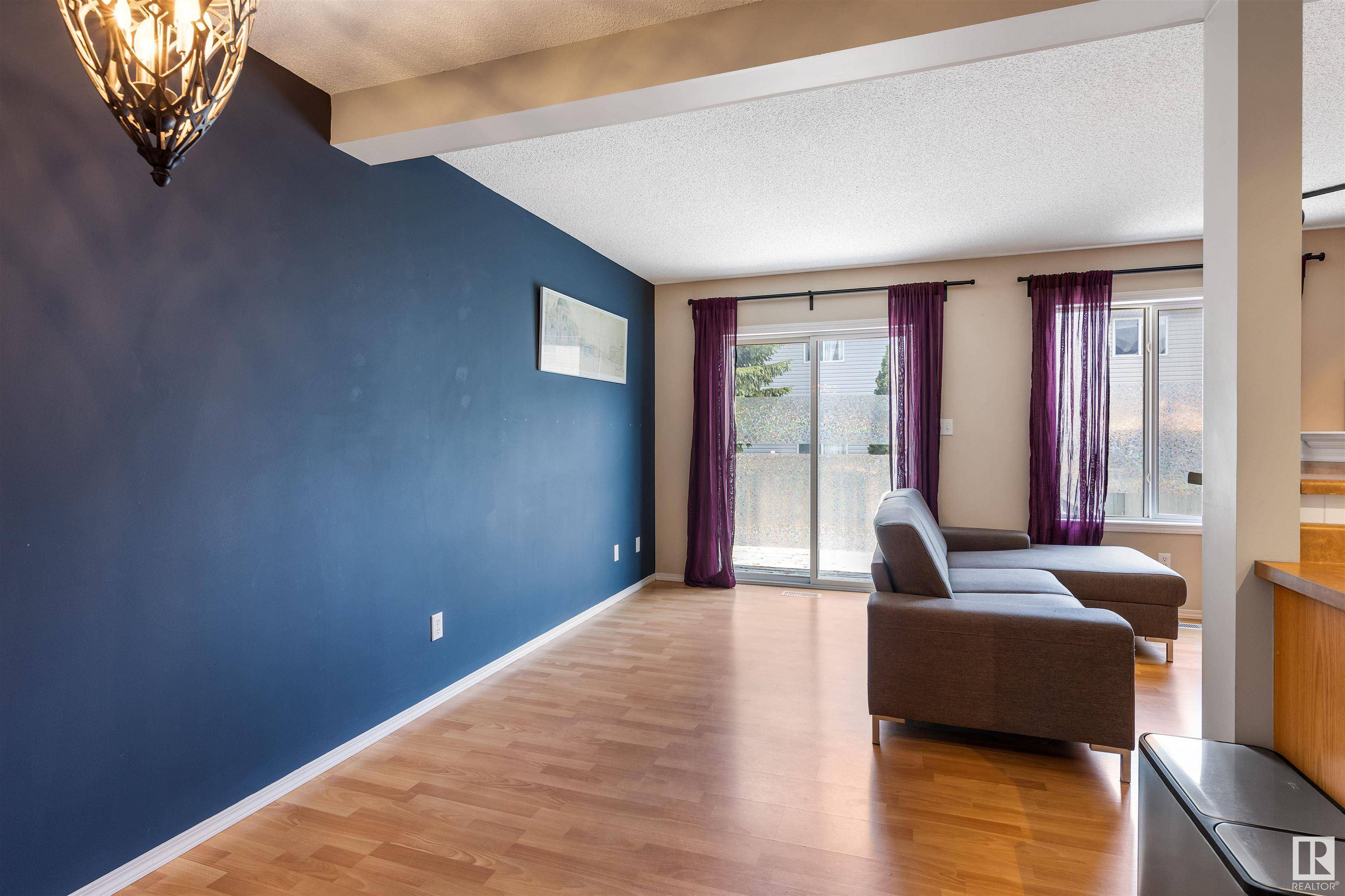 Edmonton, AB T5Y 3B6,#83 14603 MILLER BV NW