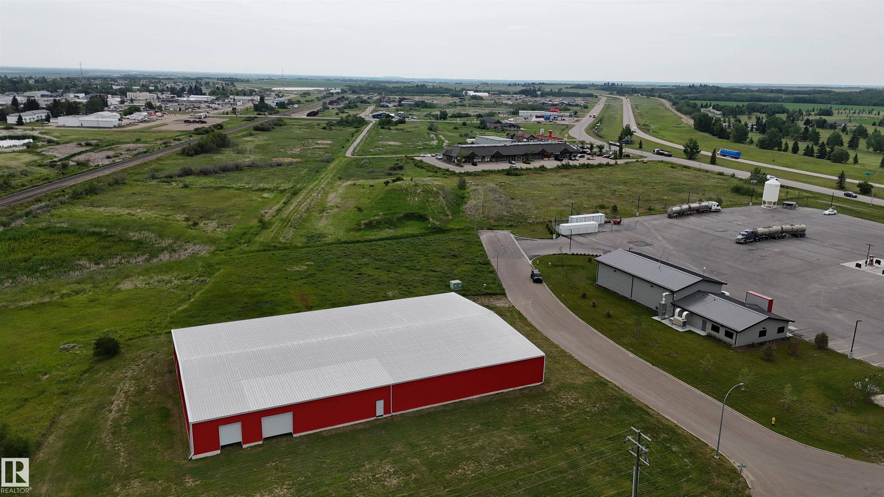 Tofield, AB T0B 4J0,5120 50 AV