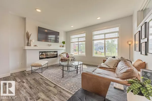 Edmonton, AB T6M 2M3,2963 CHOKECHERRY CM SW