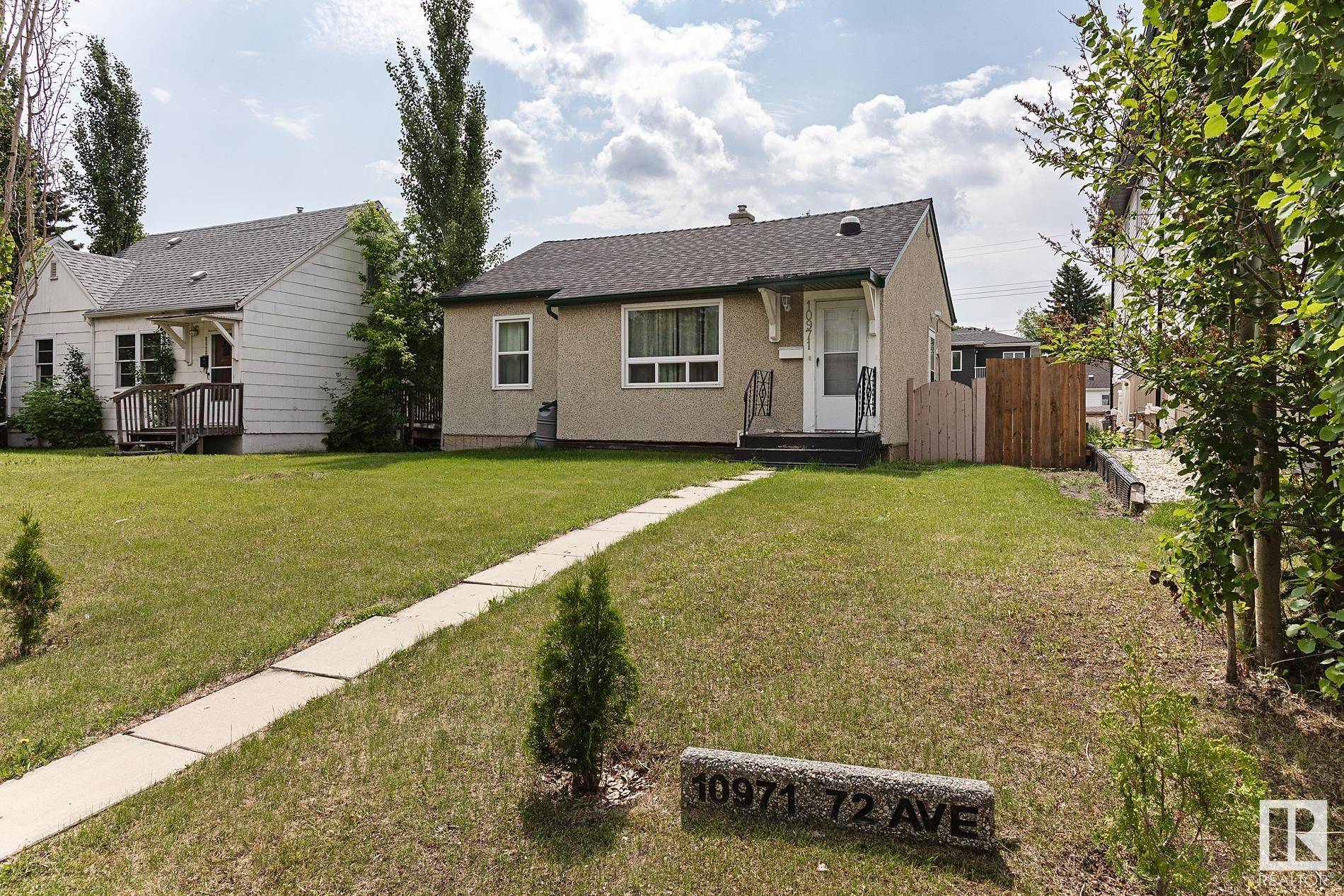 Edmonton, AB T6G 0B1,10971 72 AV NW