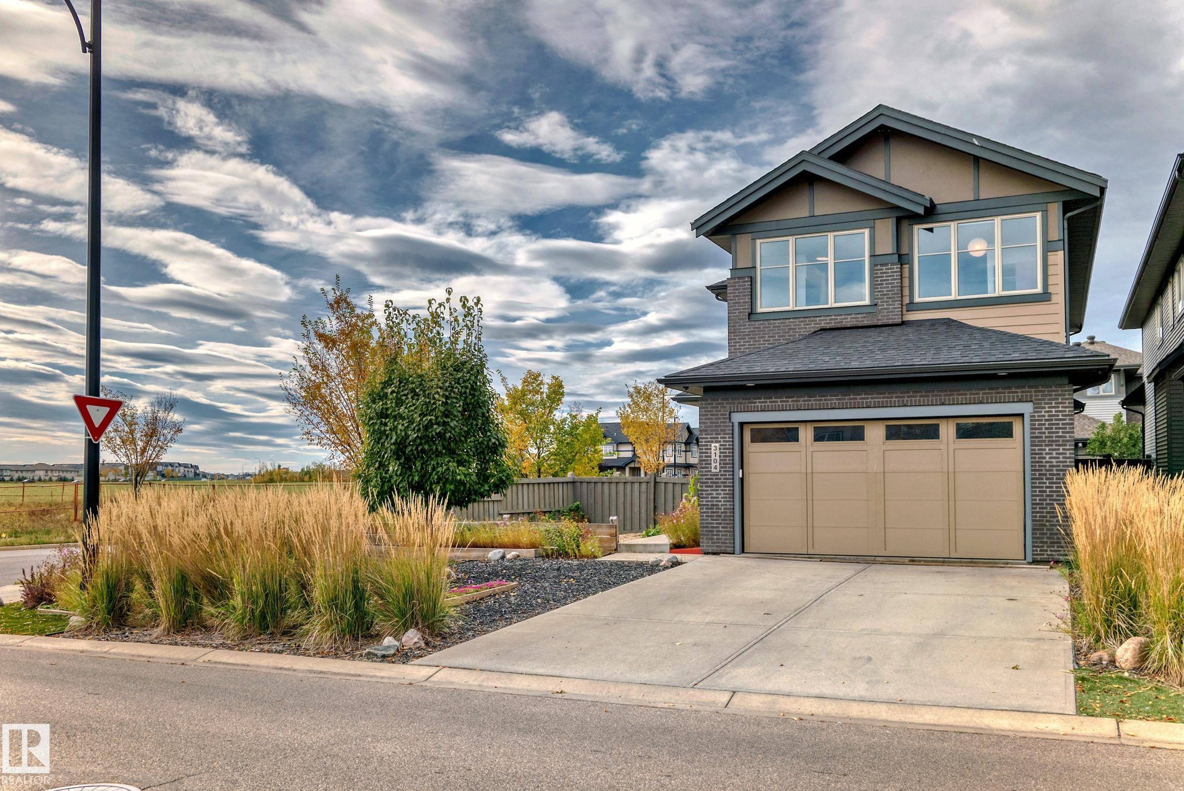 Edmonton, AB T6W 2R7,3104 ALLAN LANDING LD SW