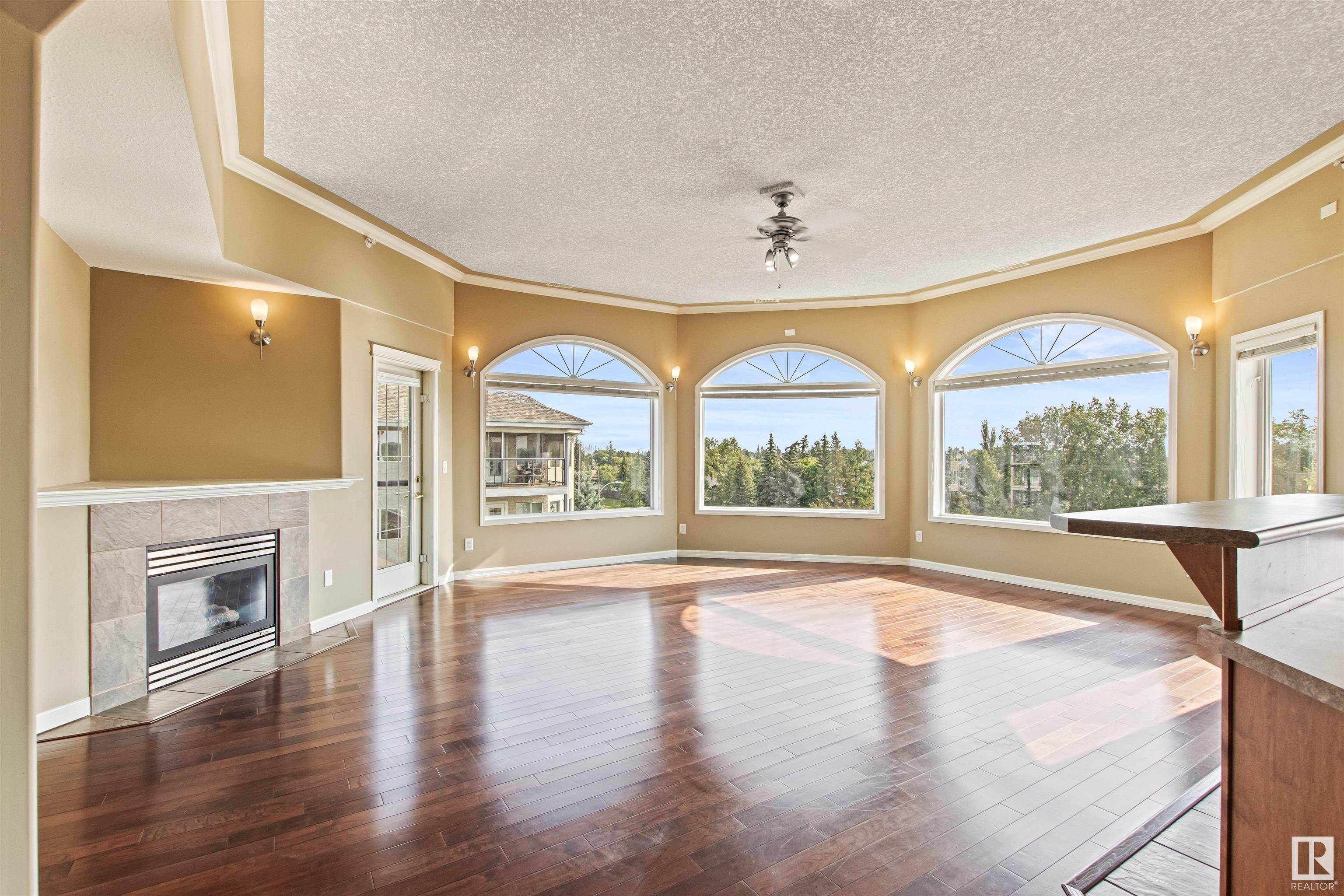 Edmonton, AB T6L 7G2,#520 237 Youville DR E NW