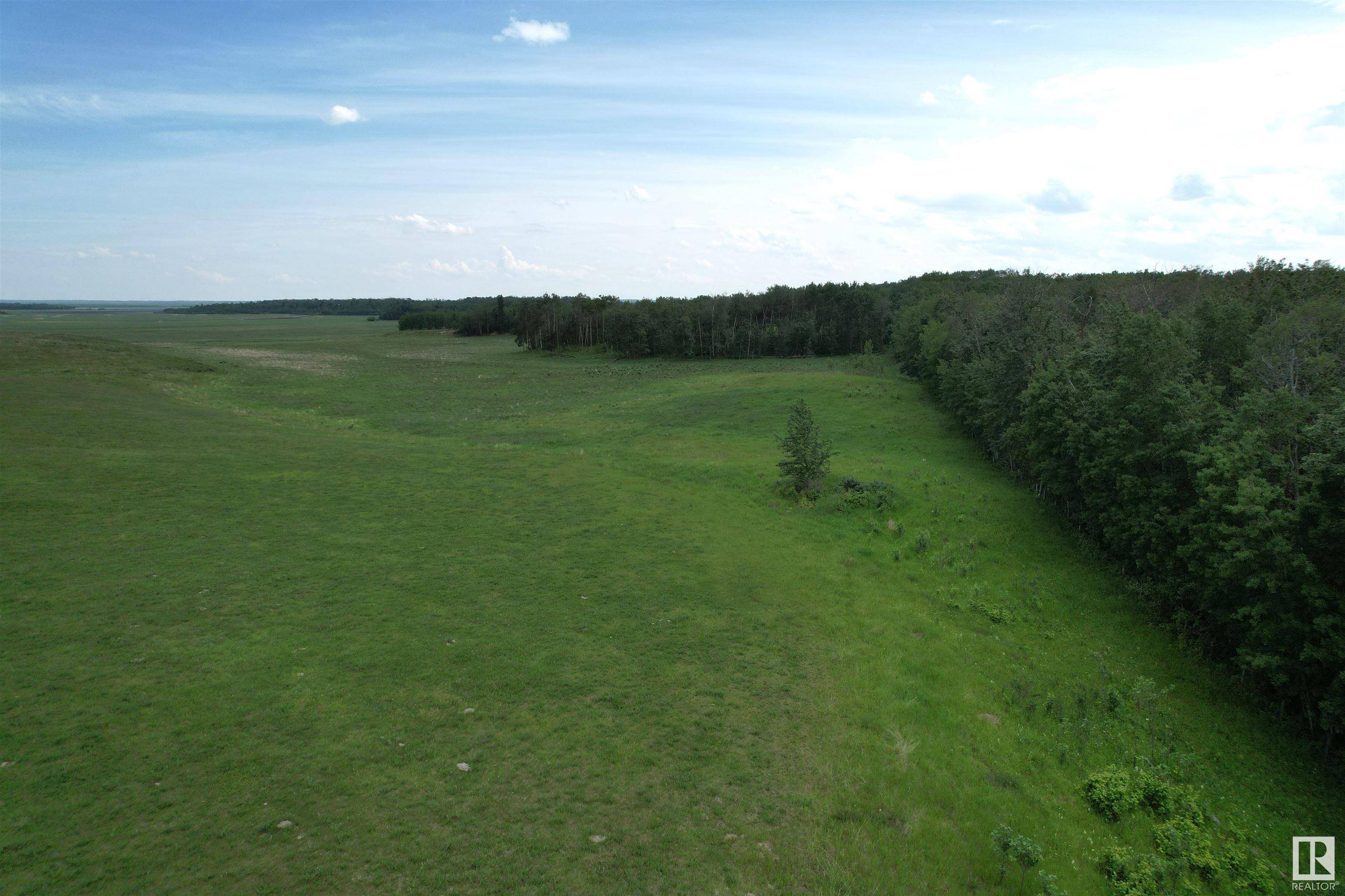 Rural Strathcona County, AB T8G 1B9,RR 215 & TWP RD 520