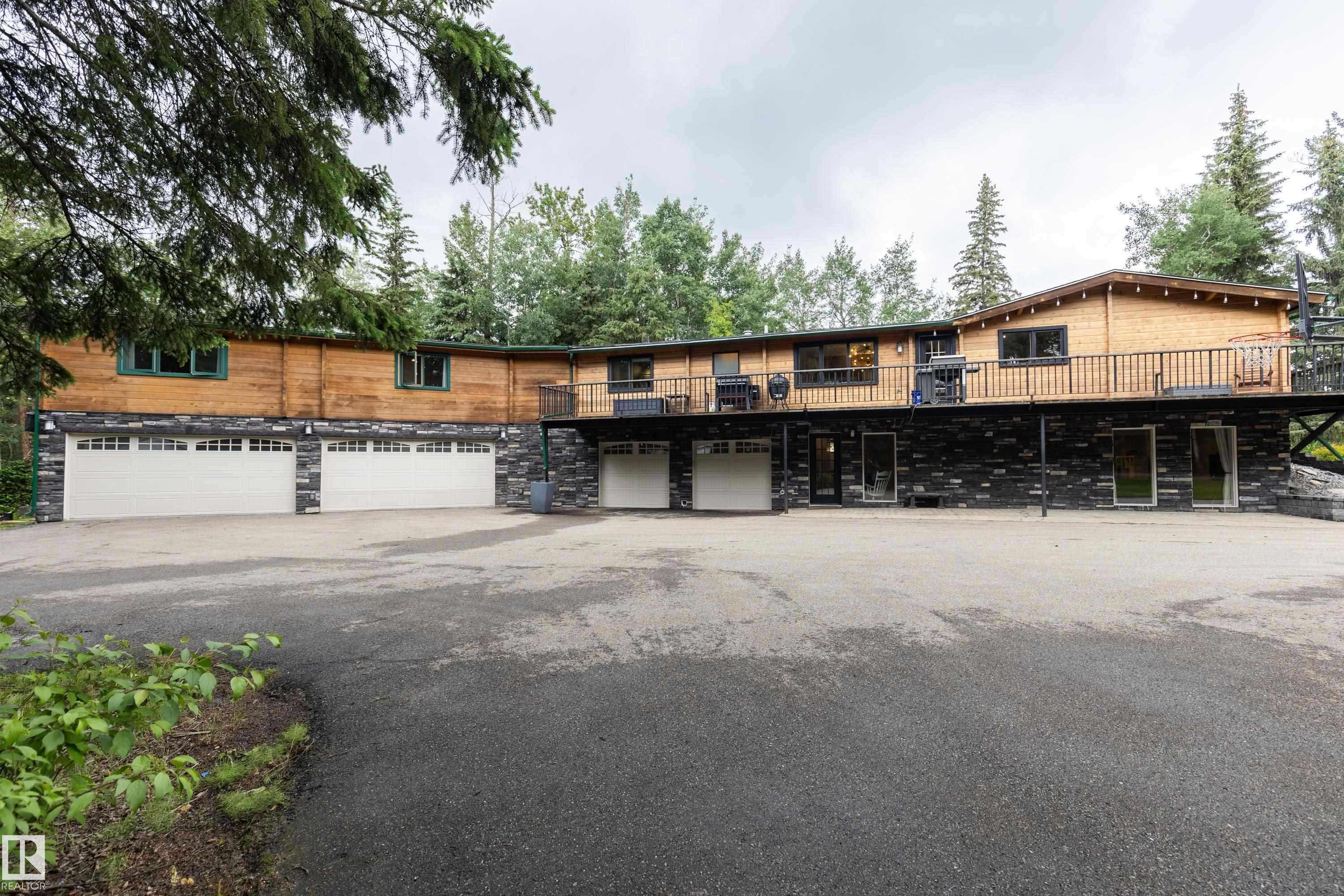 Rural Strathcona County, AB T8B 1A6,218 52148 RGE ROAD 231