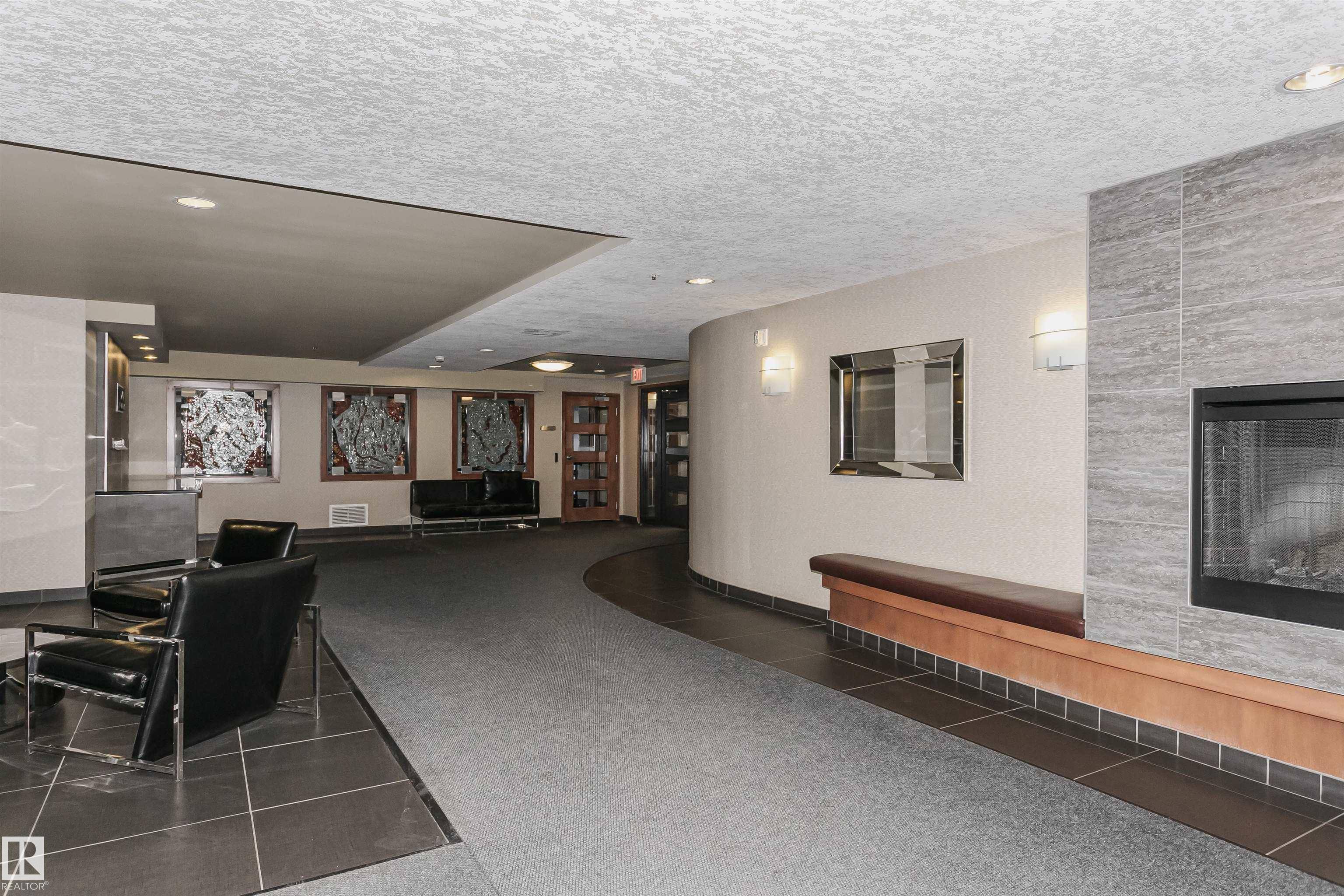 Edmonton, AB T5K 1H6,#1703 9939 109 ST NW