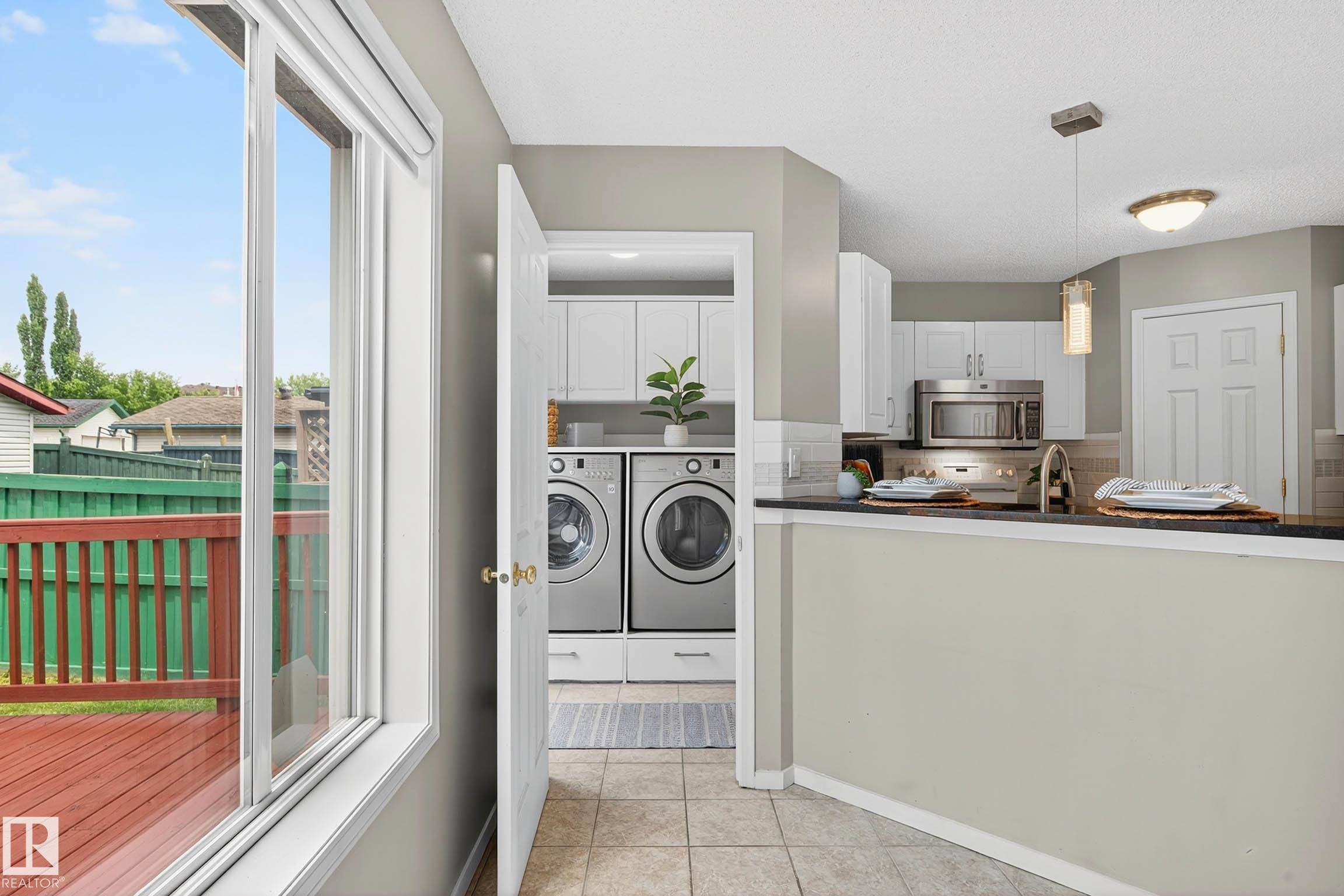 Edmonton, AB T5T 6M8,1338 GRANT WY NW