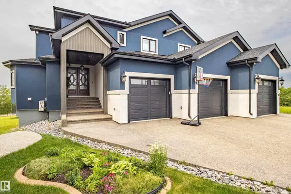 710 FRASER VISTA VS NW, Edmonton, AB T5Y 0L6
