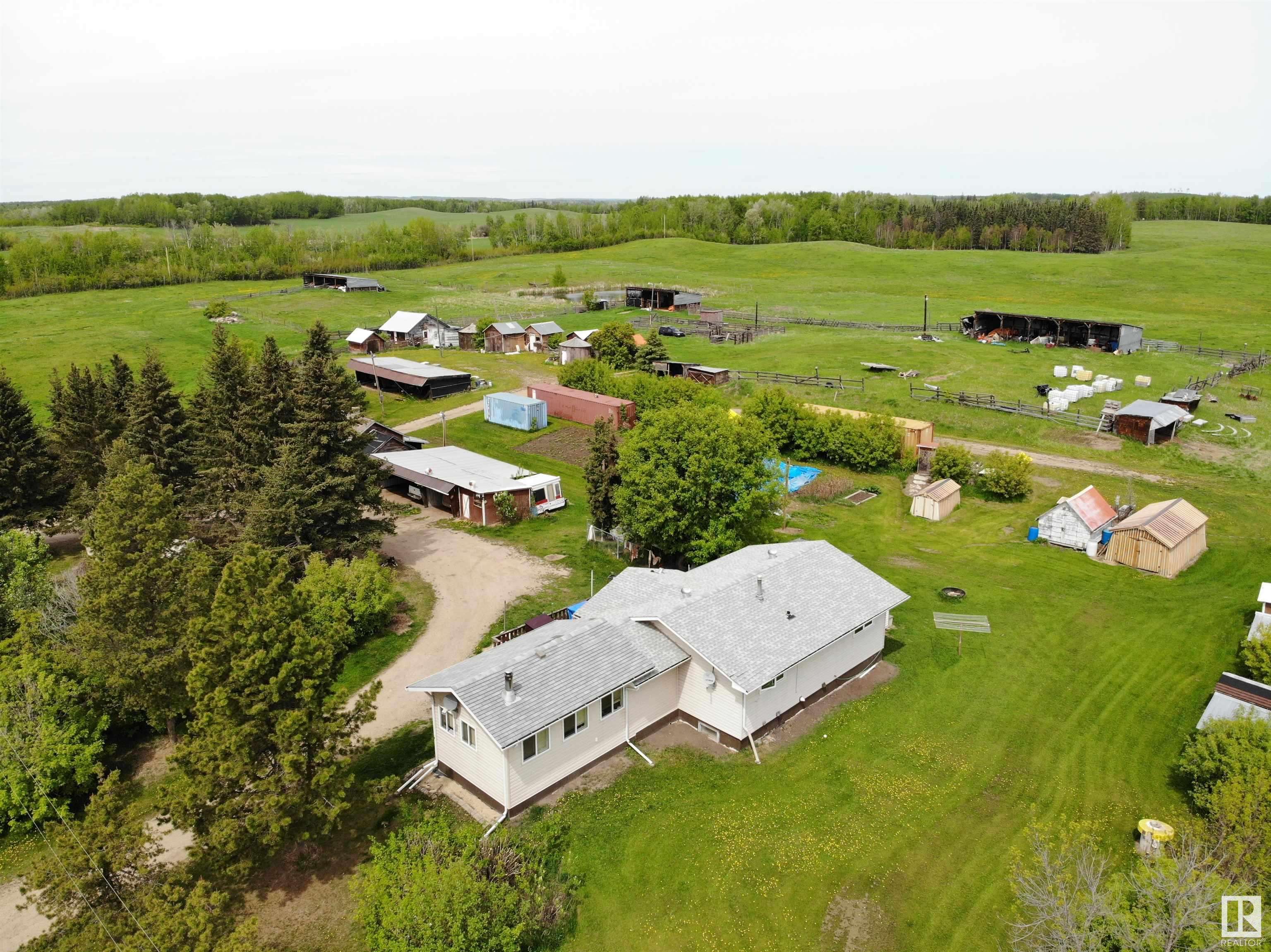 4230 Twp Rd 580, Rural Barrhead County, AB T7N 1N4