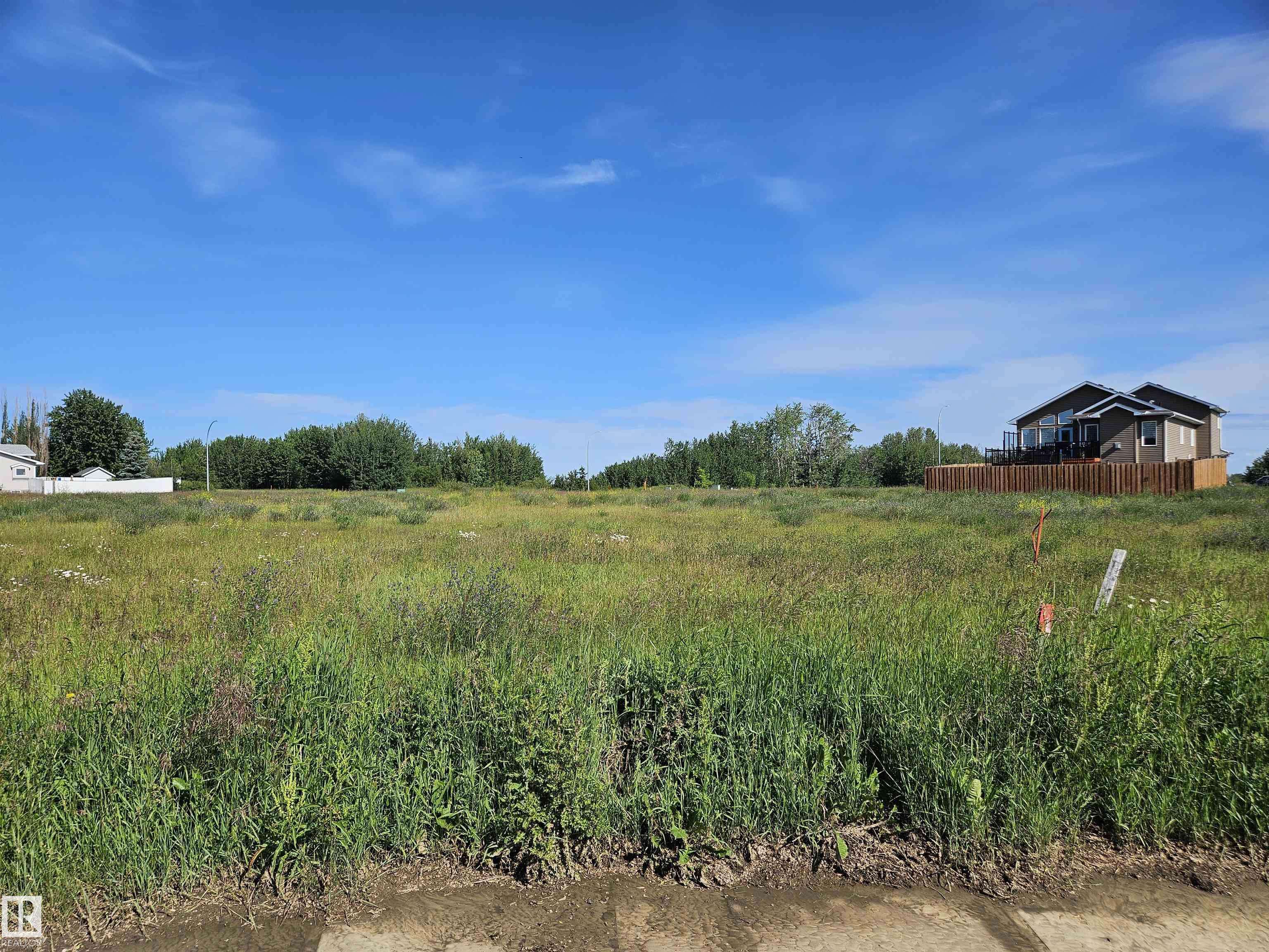 4820 54 AV, Redwater, AB T0A 2W0