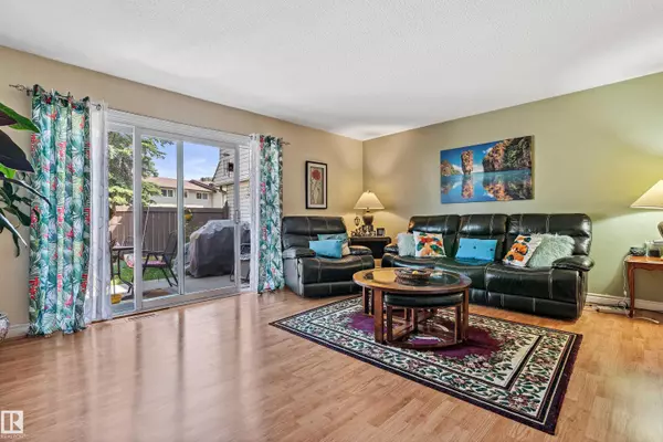 Edmonton, AB T6J 2L3,C7 GARDEN GROVE GV NW