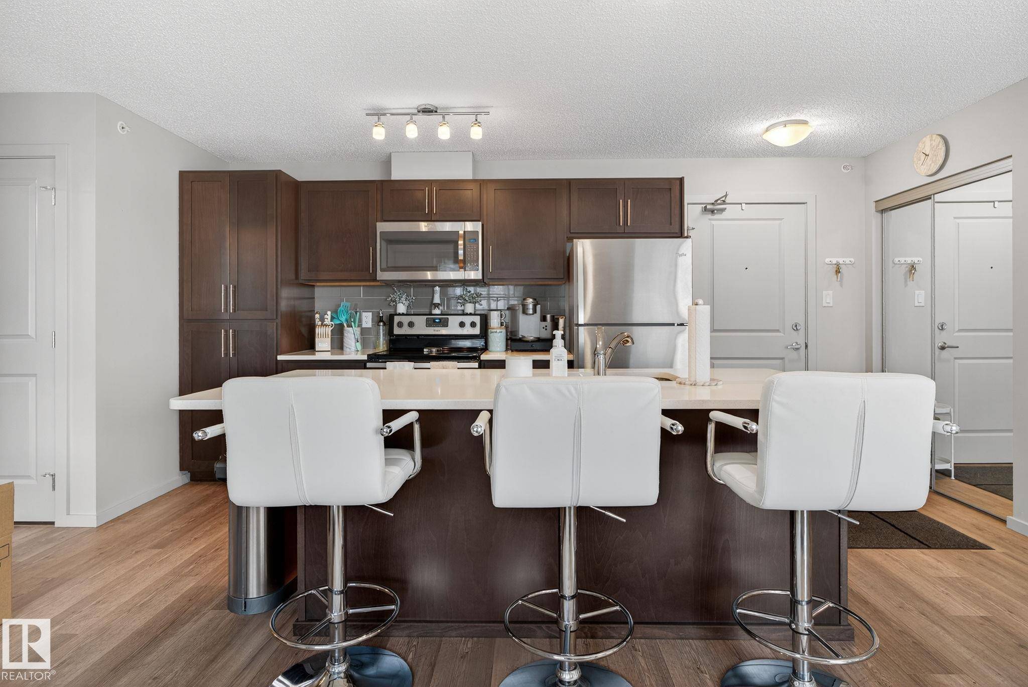 Edmonton, AB T6X 2K4,#409 5404 7 AV SW