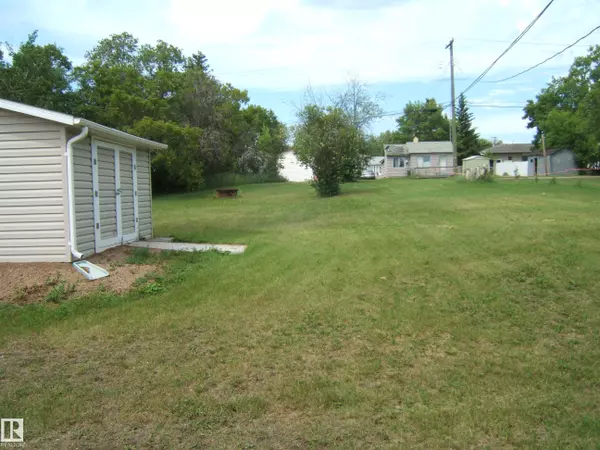 Two Hills, AB T0B 4K0,4716 50 AV