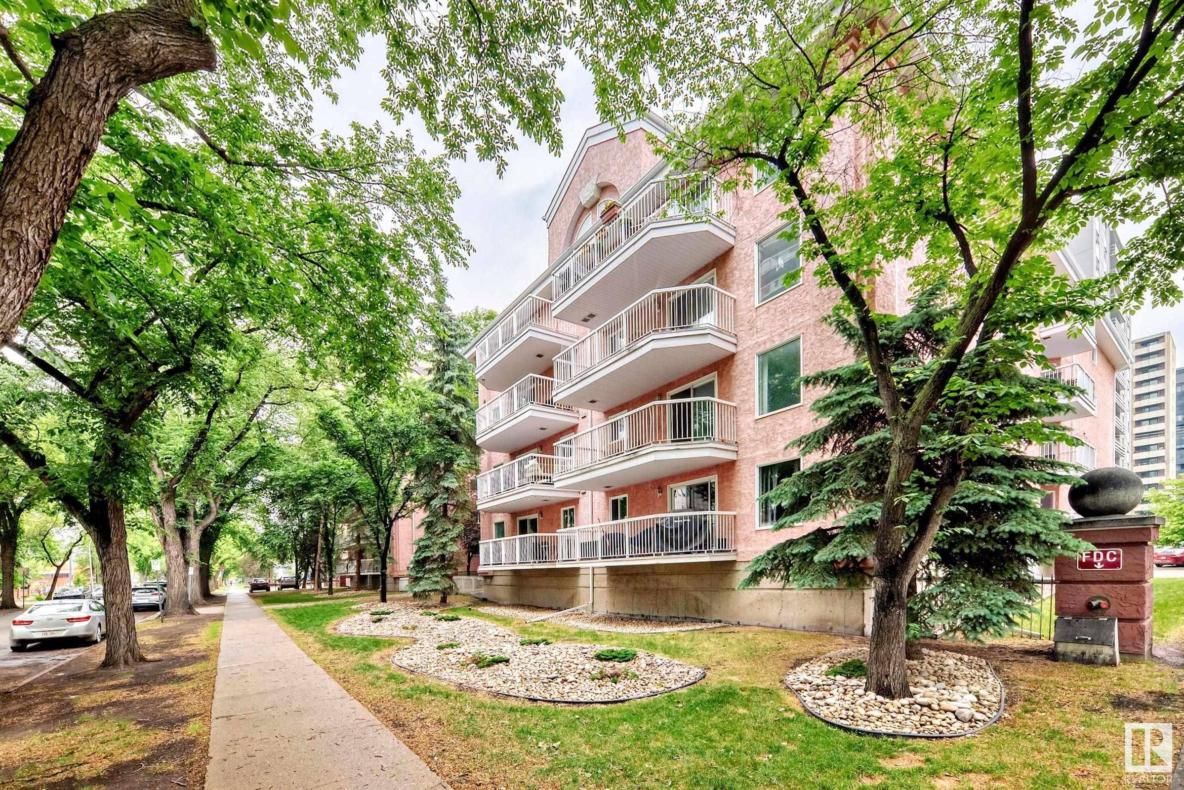 Edmonton, AB T5K 1X5,#308 10153 117 ST NW