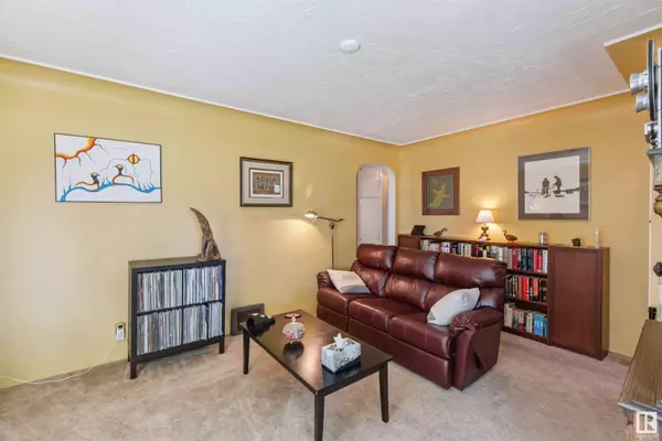 Edmonton, AB T5N 2C6,10430 135 ST NW