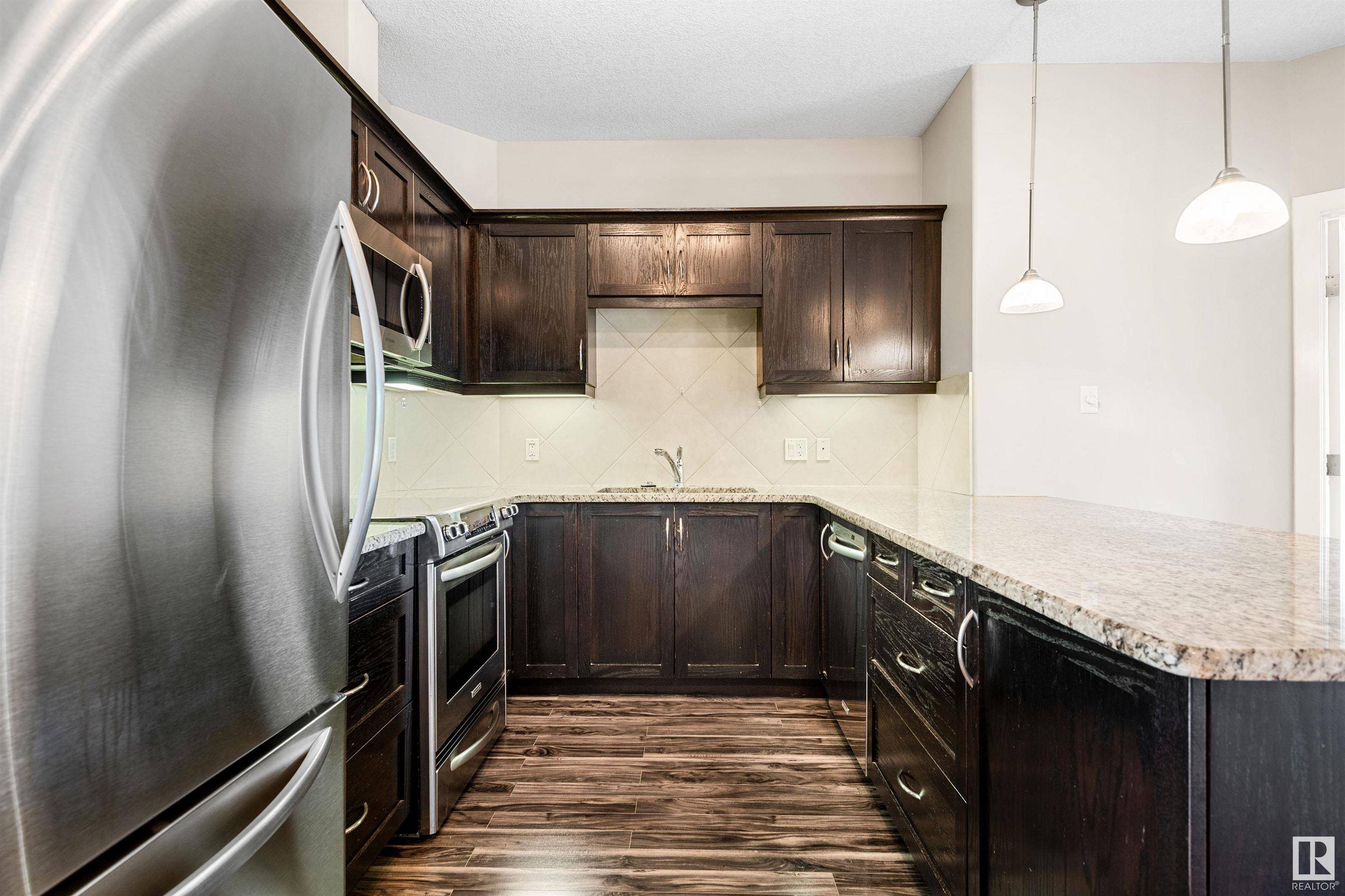 Edmonton, AB T6R 0M3,#3204 7347 SOUTH TERWILLEGAR DR NW