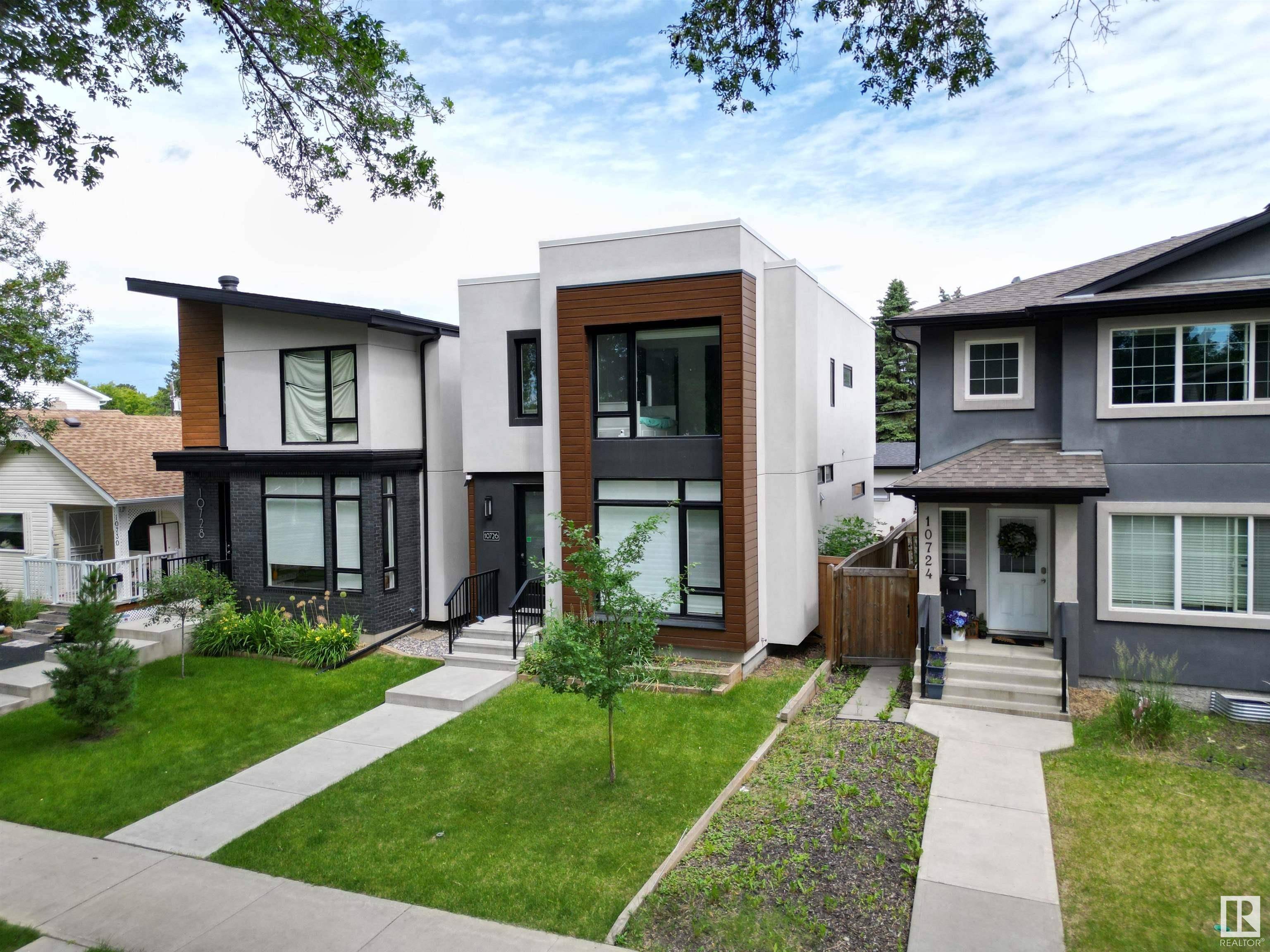 10726 72 AV NW, Edmonton, AB T6E 1A1