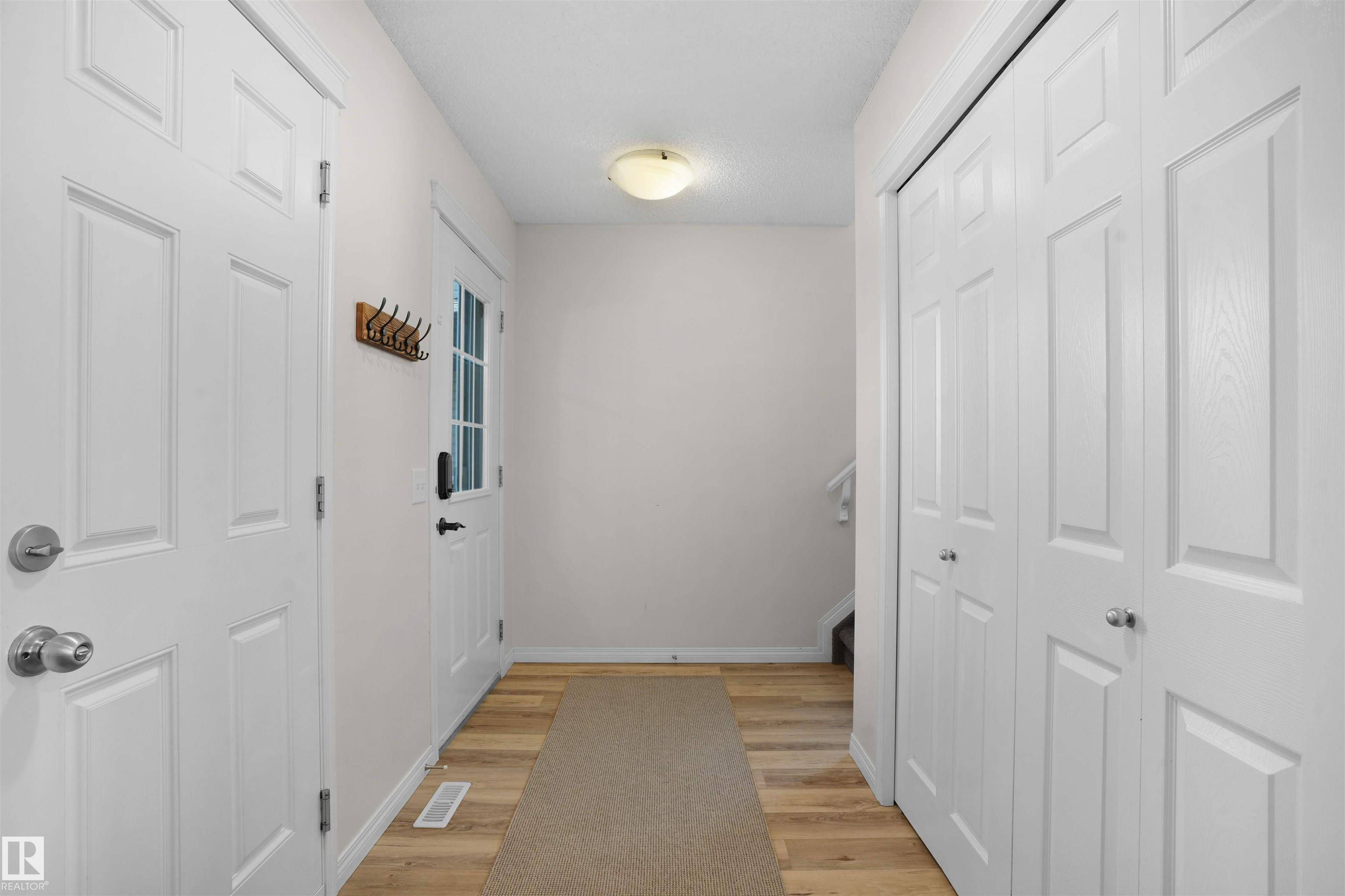 Sherwood Park, AB T8H 0P7,7733 ELLESMERE LN