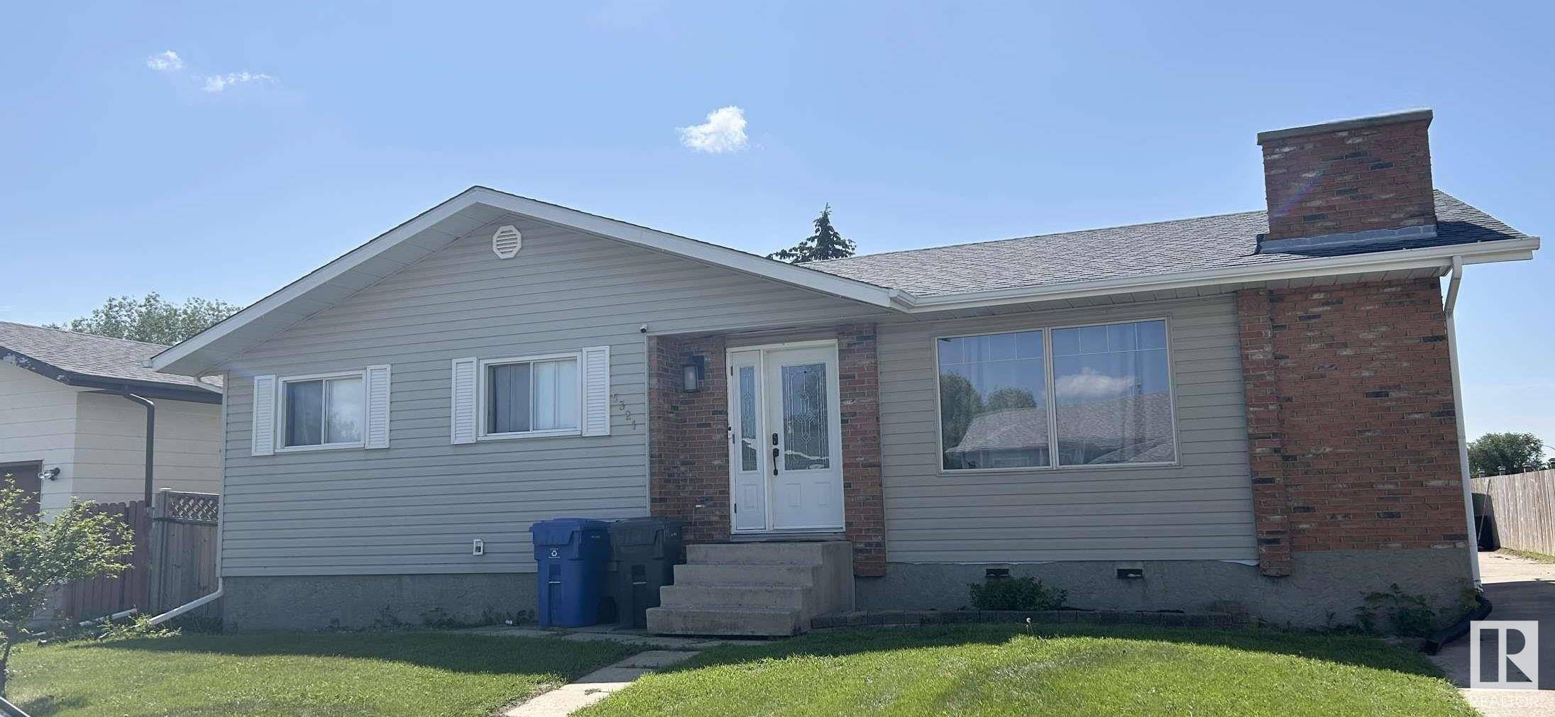 5321 60 AV, Vegreville, AB T9C 1J4