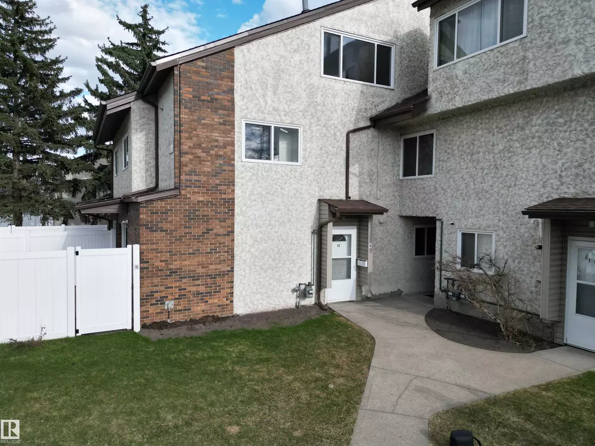 Edmonton, AB T5R 5X3,1C MEADOWLARK VG NW