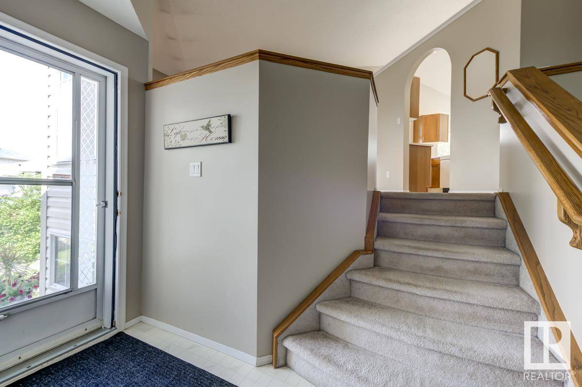 Edmonton, AB T5Y 2V7,143 HOLLICK-KENYON WY NW